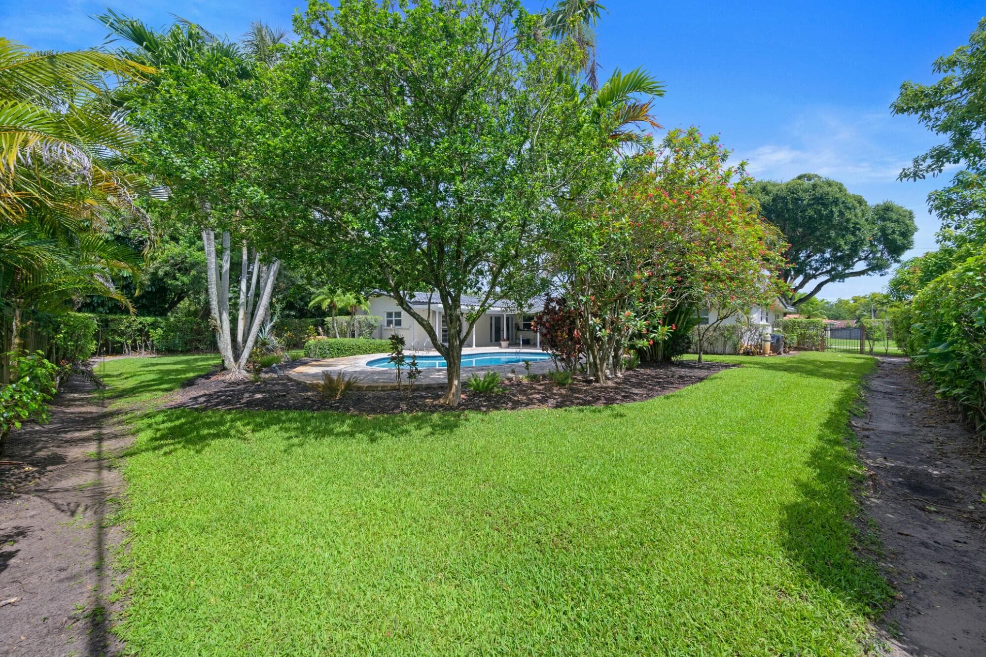 6850 NW 7th Street, Plantation, FL 33317 — photo 29 of 38