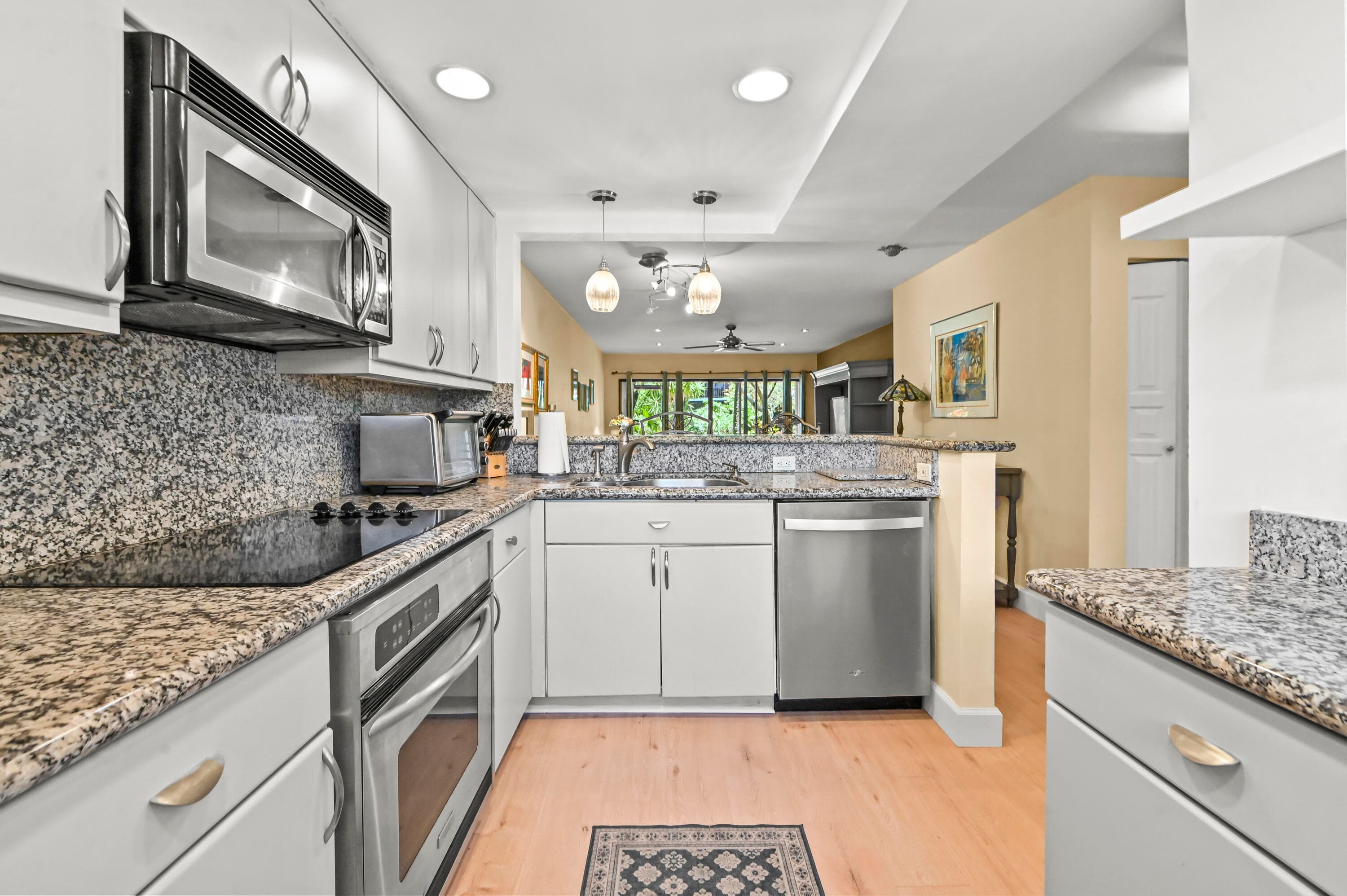 3605 S Ocean Boulevard 123, South Palm Beach, FL 33480 — photo 6 of 32