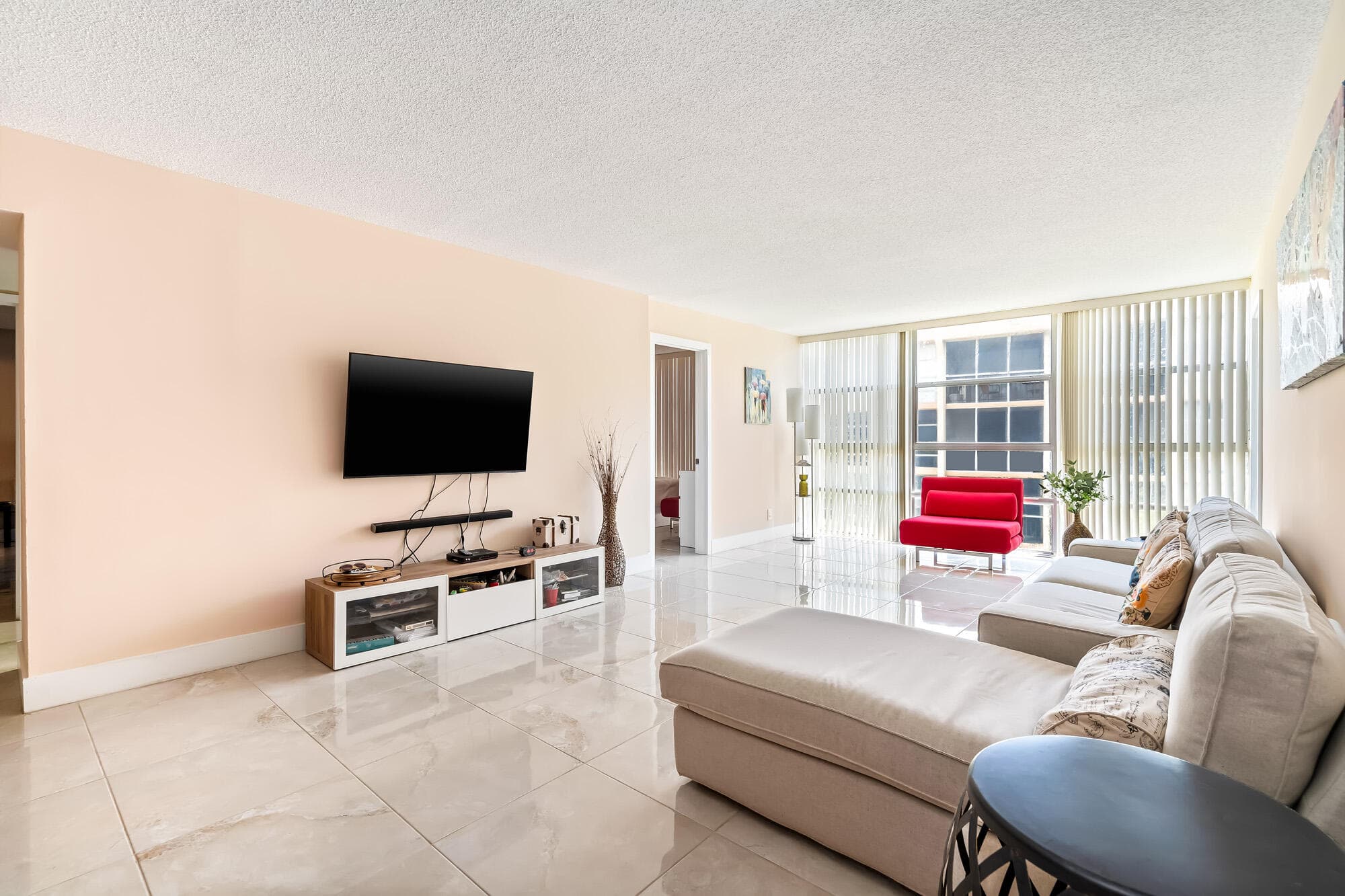 2000 Atlantic Shores Boulevard 410, Hallandale Beach, FL 33009 — photo 13 of 53