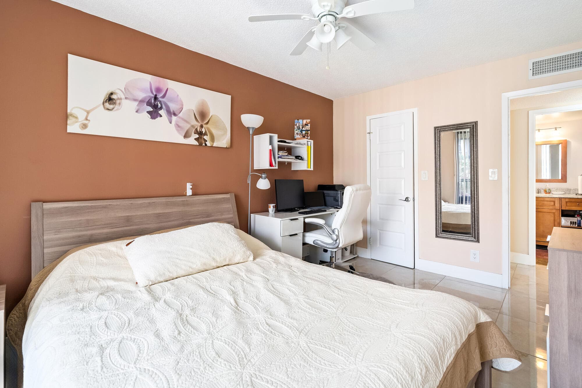 2000 Atlantic Shores Boulevard 410, Hallandale Beach, FL 33009 — photo 21 of 53