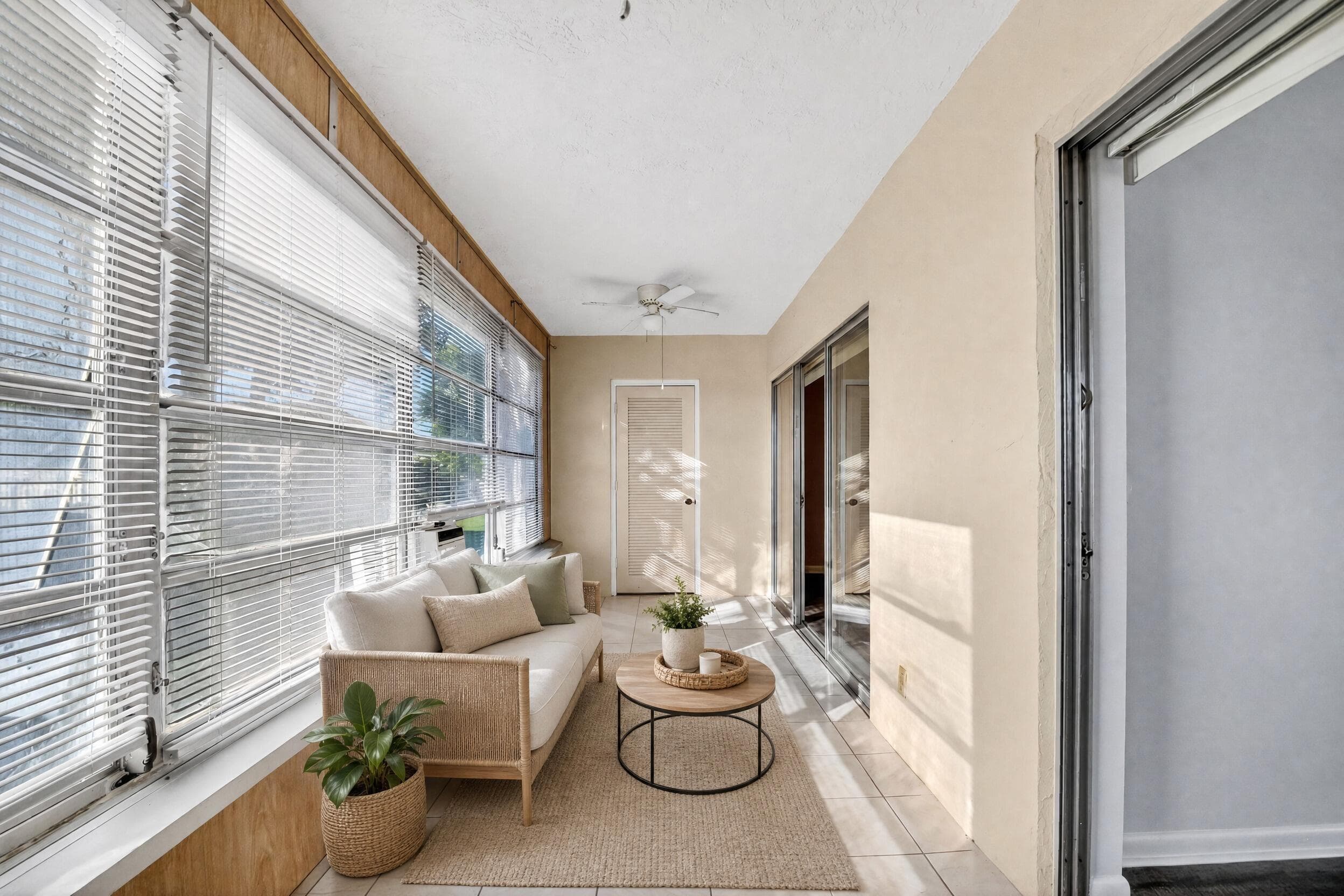 201 Oxford 600, West Palm Beach, FL 33417 — photo 21 of 45