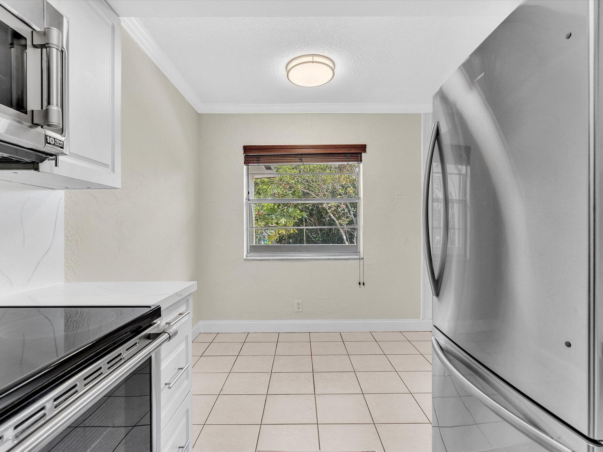 3421 NE 15th Avenue 8, Oakland Park, FL 33334 — photo 35 of 57