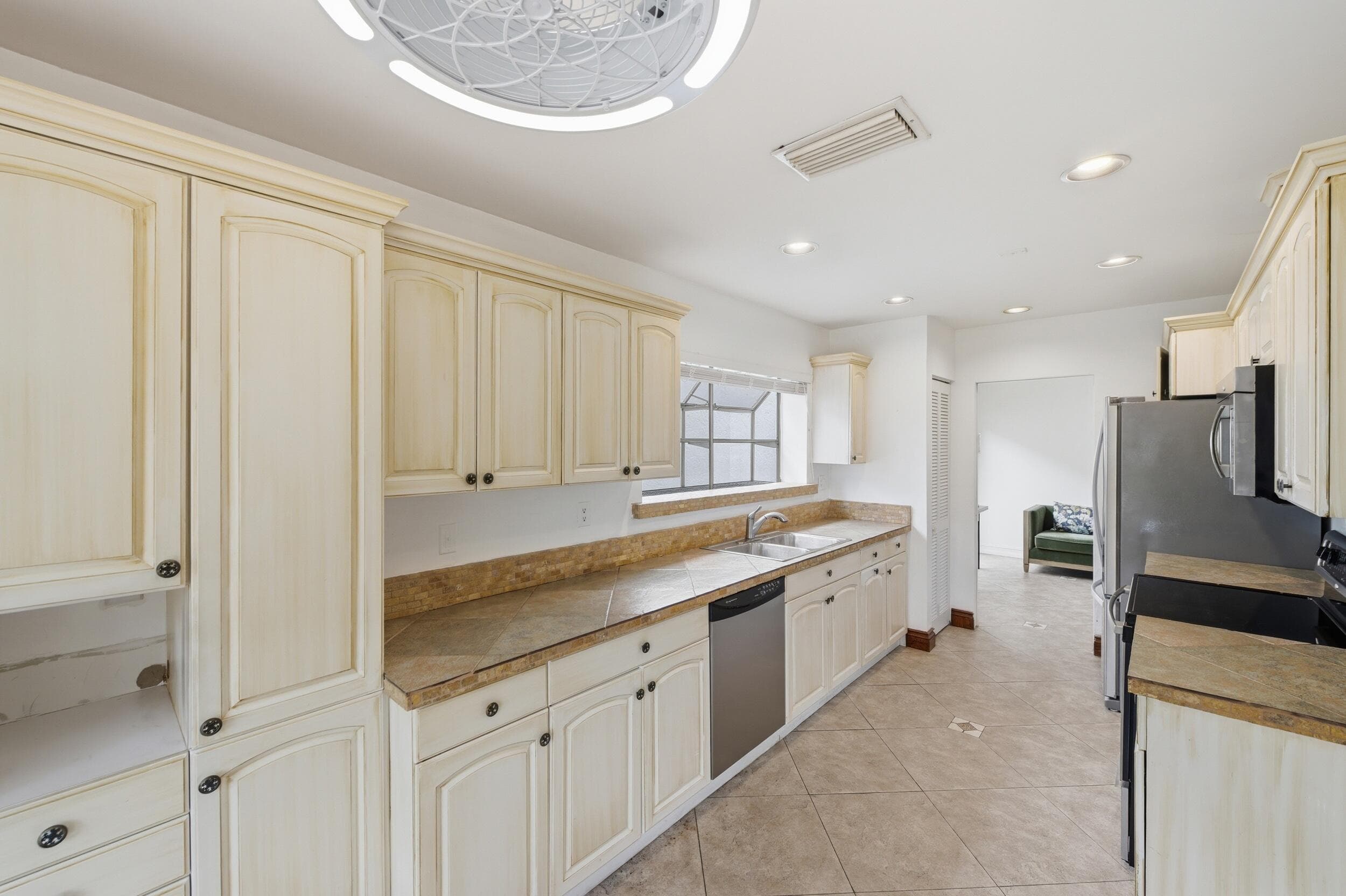 6755 Lago Vista Terrace, Boca Raton, FL 33433 — photo 9 of 22