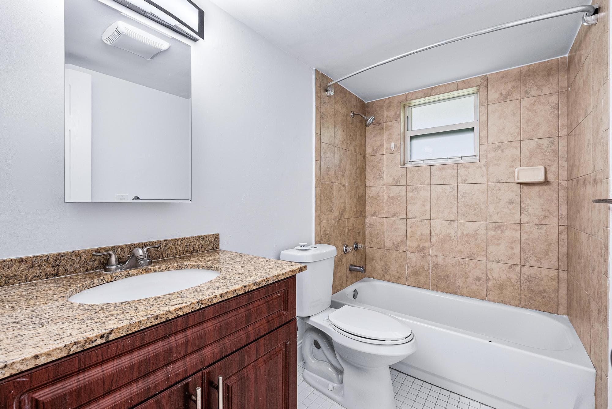 242 NE 12th Street 2, Delray Beach, FL 33444 — photo 3 of 12