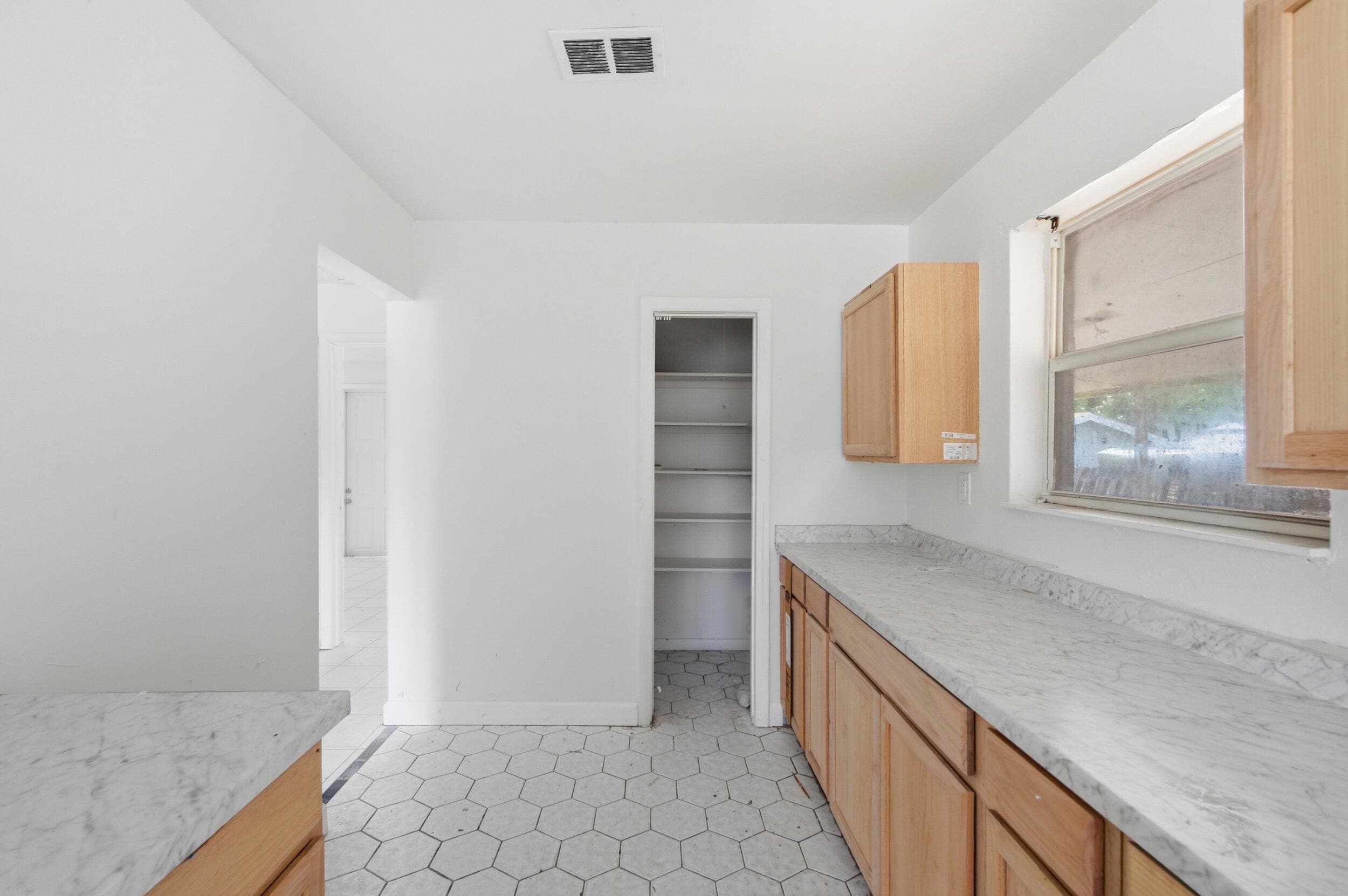 272 NE 42nd Court, Deerfield Beach, FL 33064 — photo 10 of 34