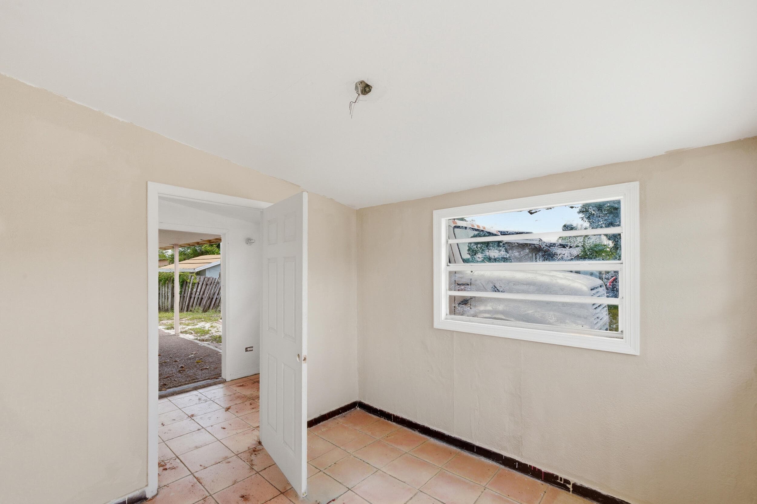 272 NE 42nd Court, Deerfield Beach, FL 33064 — photo 18 of 34