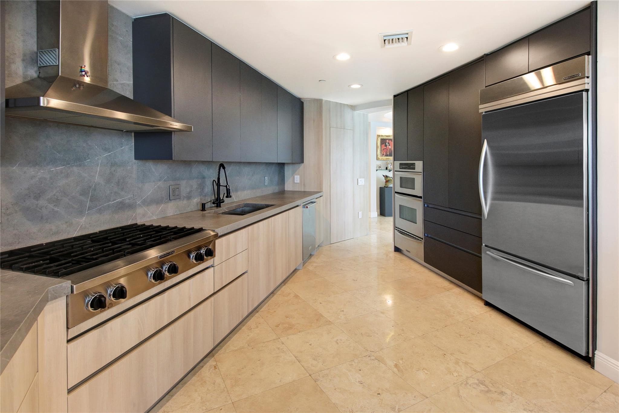 301 Hendricks Isle 7, Fort Lauderdale, FL 33301 — photo 11 of 45