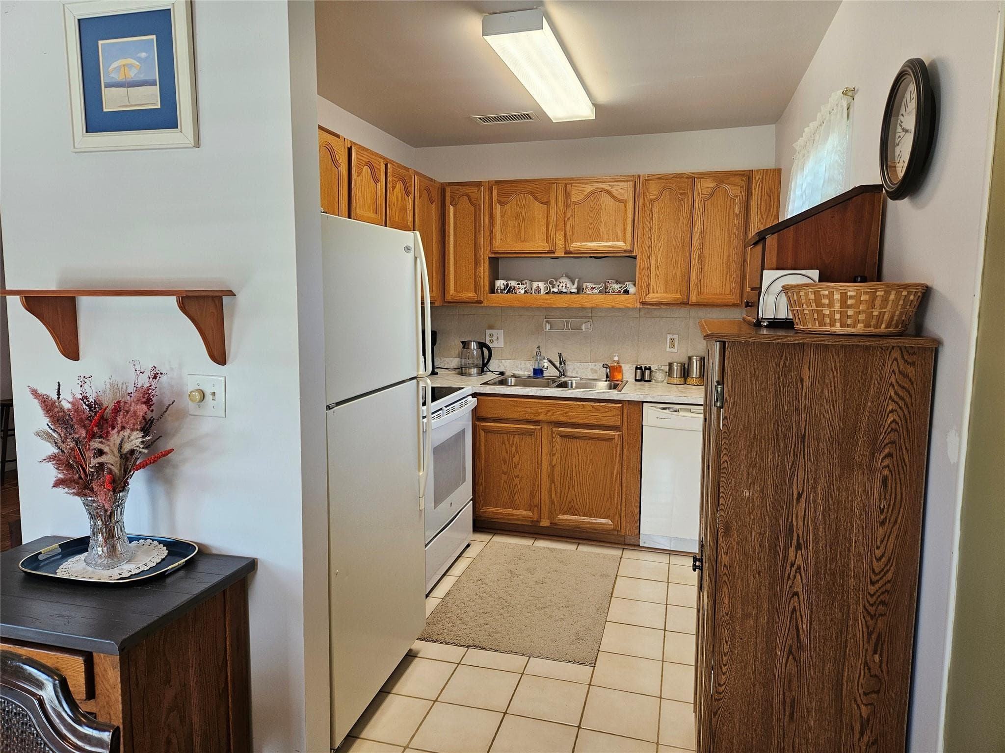 44 Woodland Drive 205, Vero Beach, FL 32962 — photo 9 of 34