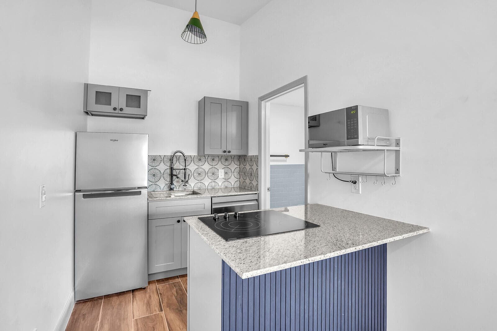 4011 36th Court 2i, West Palm Beach, FL 33407 — photo 10 of 19