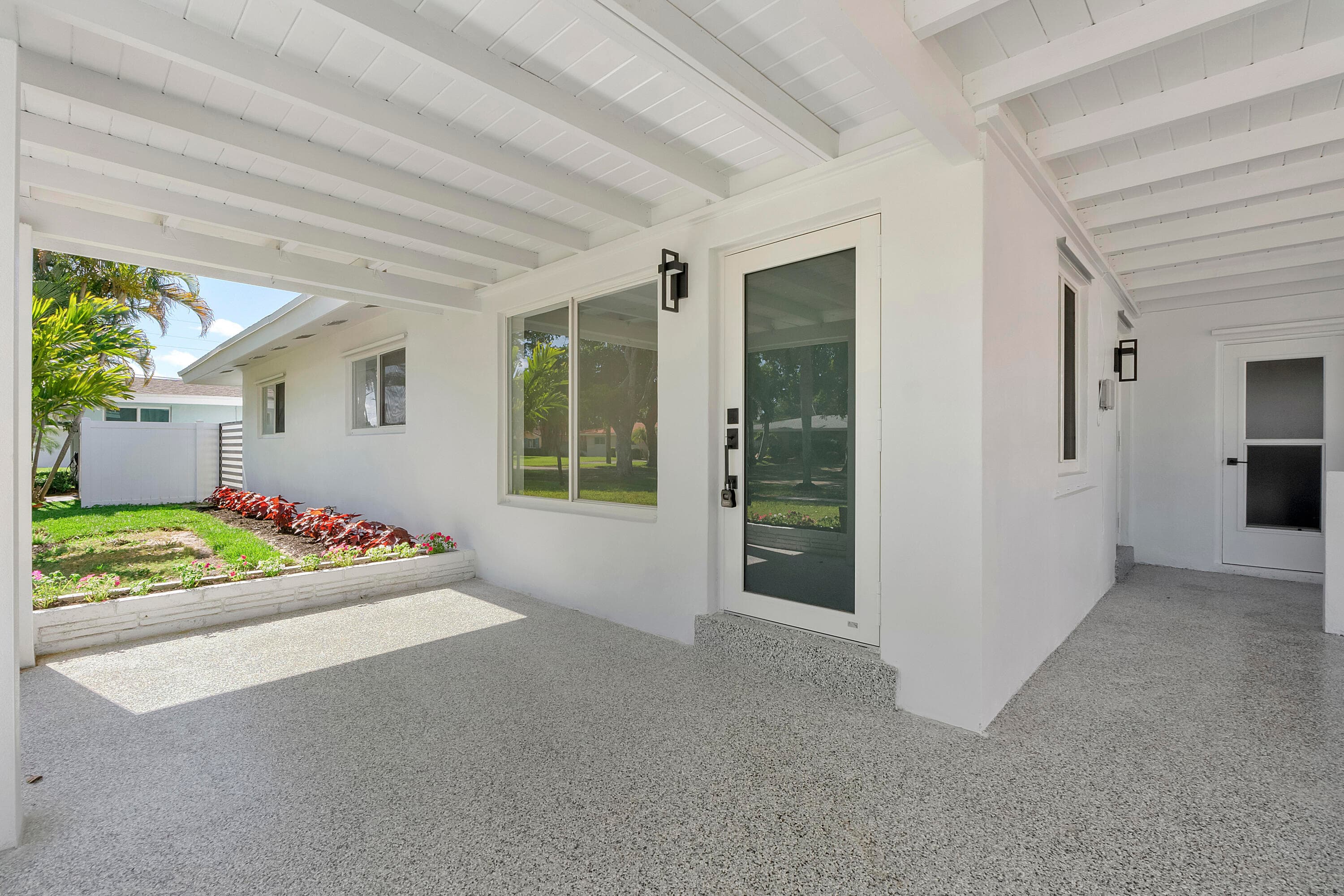 2160 NE 53rd Street, Fort Lauderdale, FL 33308 — photo 9 of 40