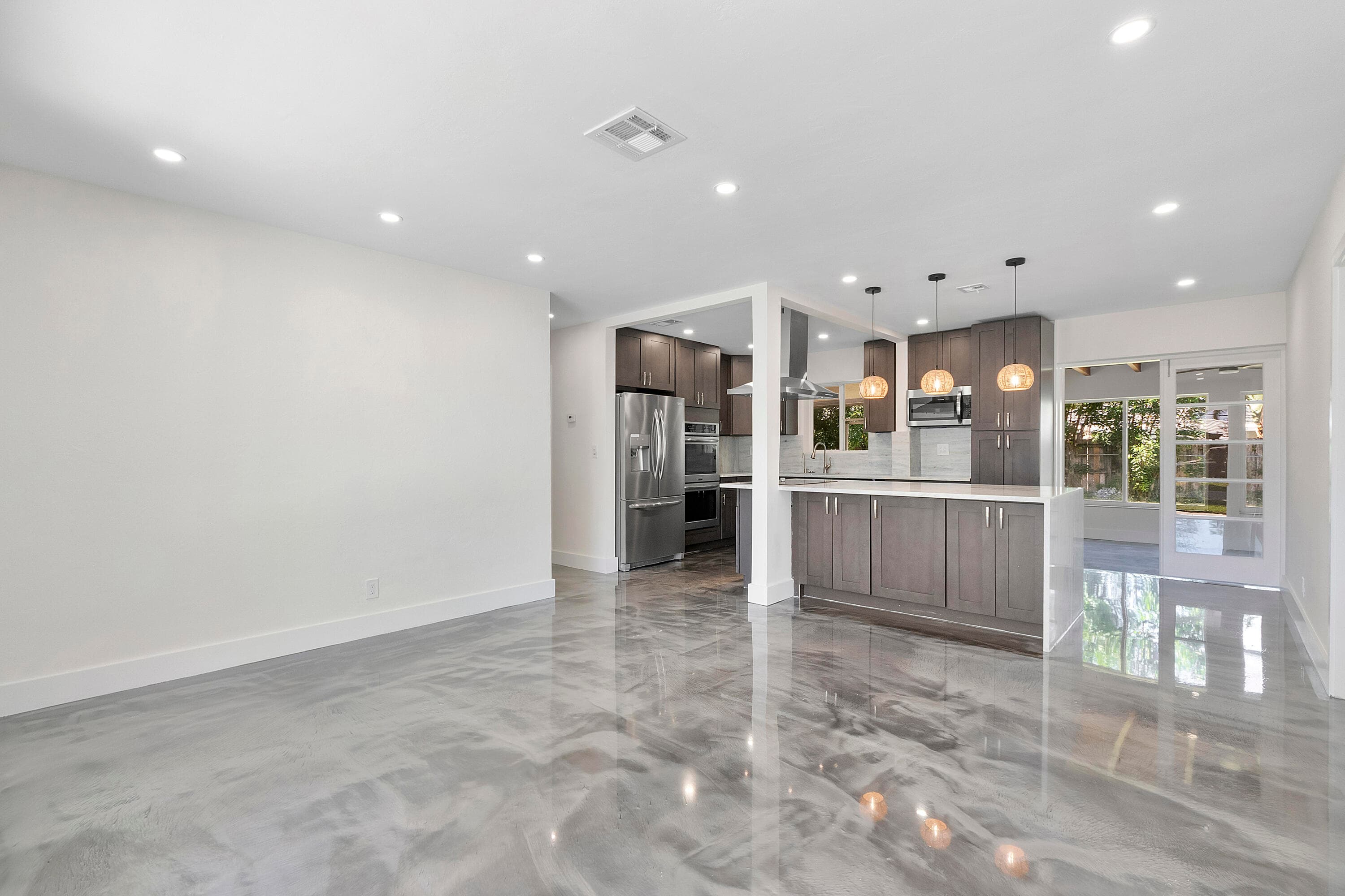 2160 NE 53rd Street, Fort Lauderdale, FL 33308 — photo 12 of 40