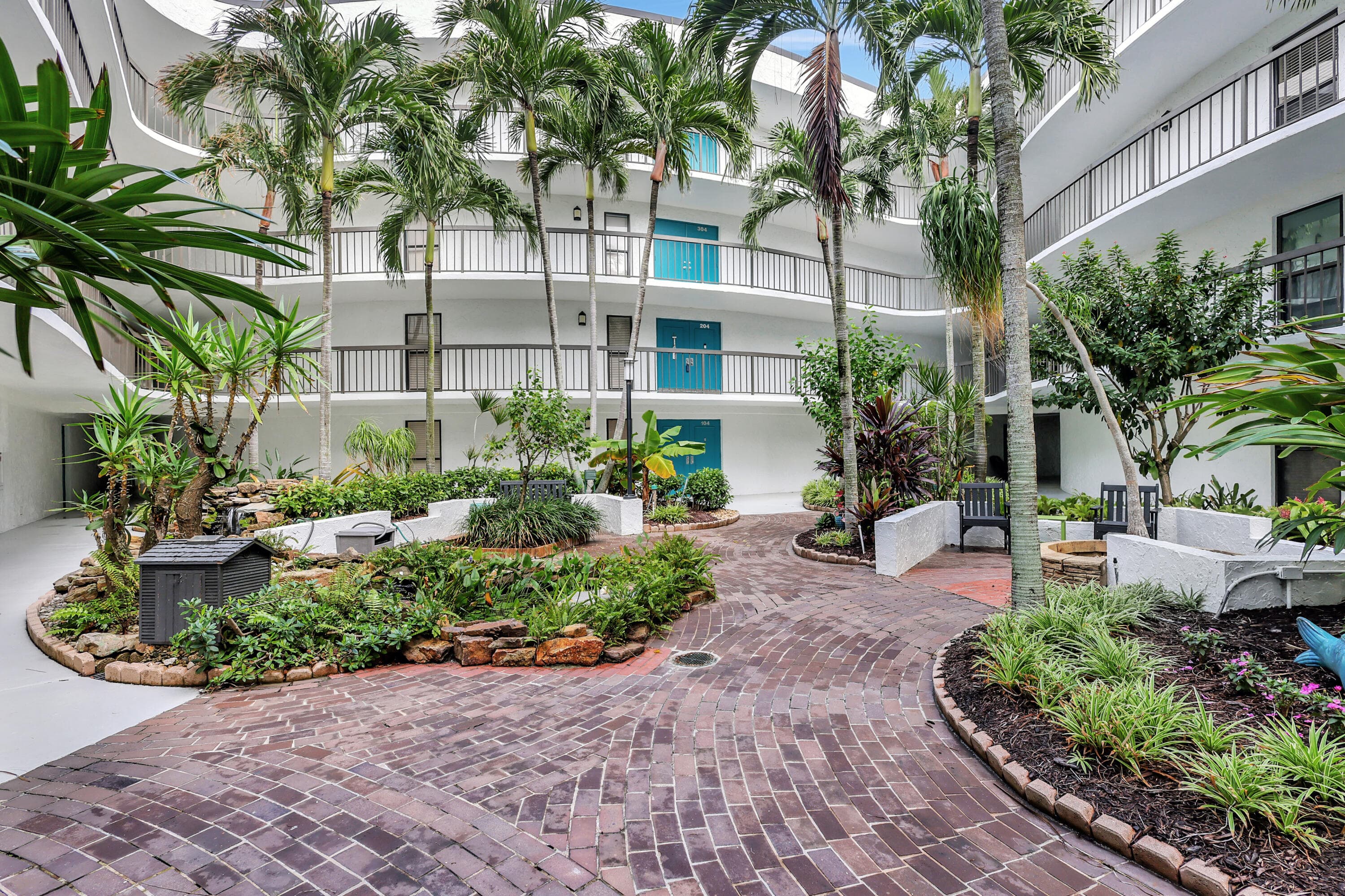 1357 NE Ocean Boulevard 311, Stuart, FL 34996 — photo 1 of 17