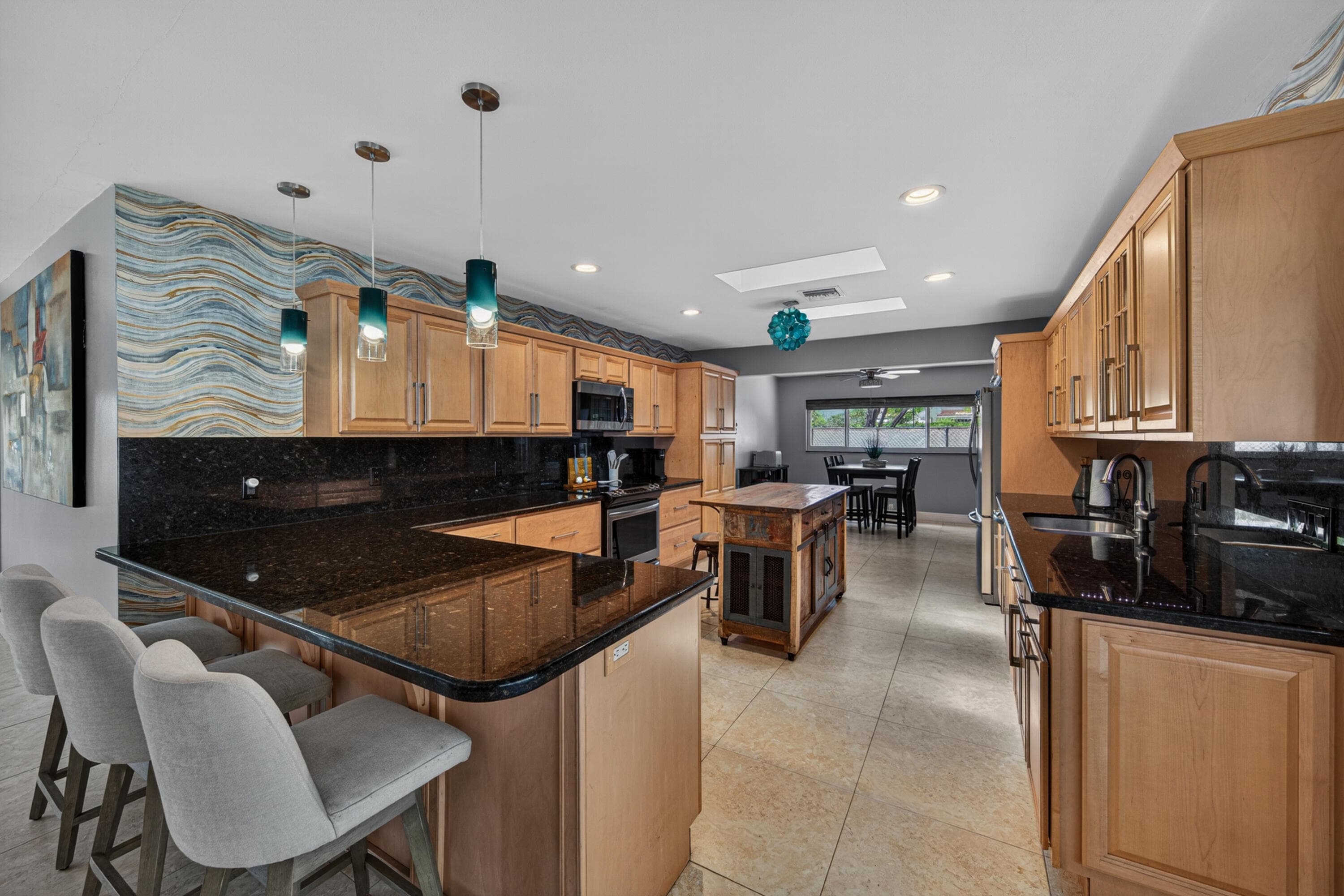 1571 SE 24th Avenue, Pompano Beach, FL 33062 — photo 4 of 73