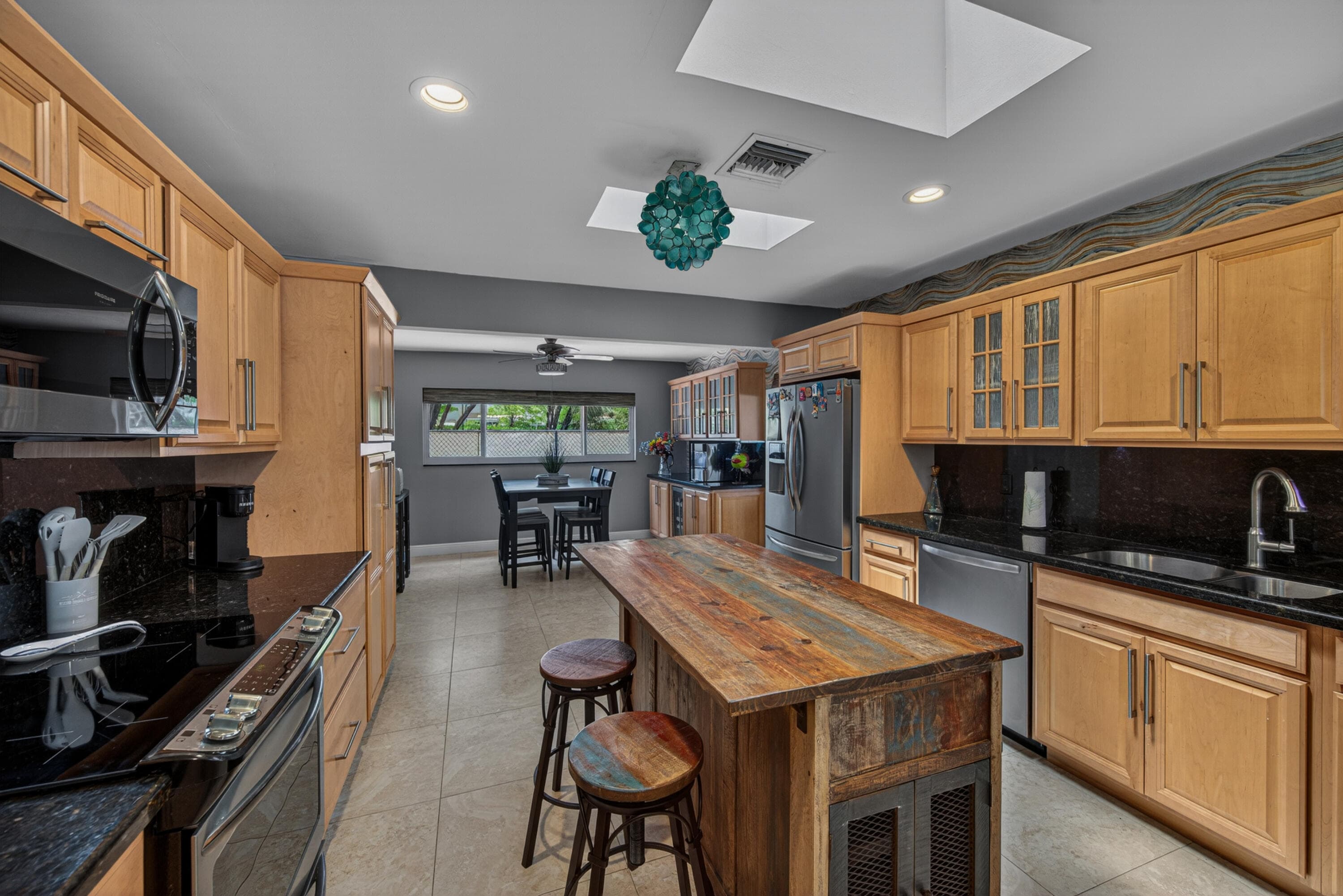 1571 SE 24th Avenue, Pompano Beach, FL 33062 — photo 17 of 73