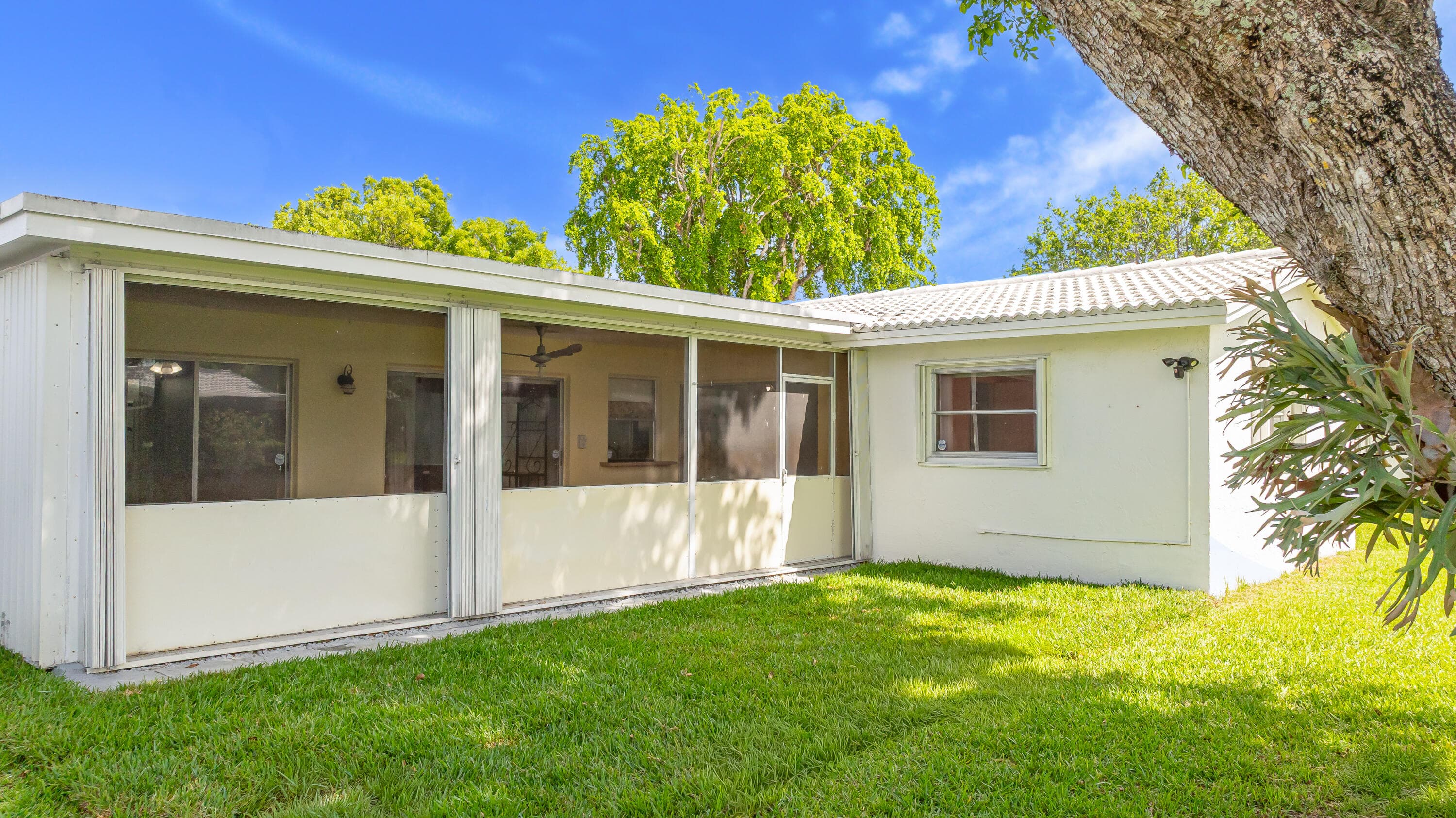 1261 NW 90th Drive, Plantation, FL 33322 — photo 40 of 51