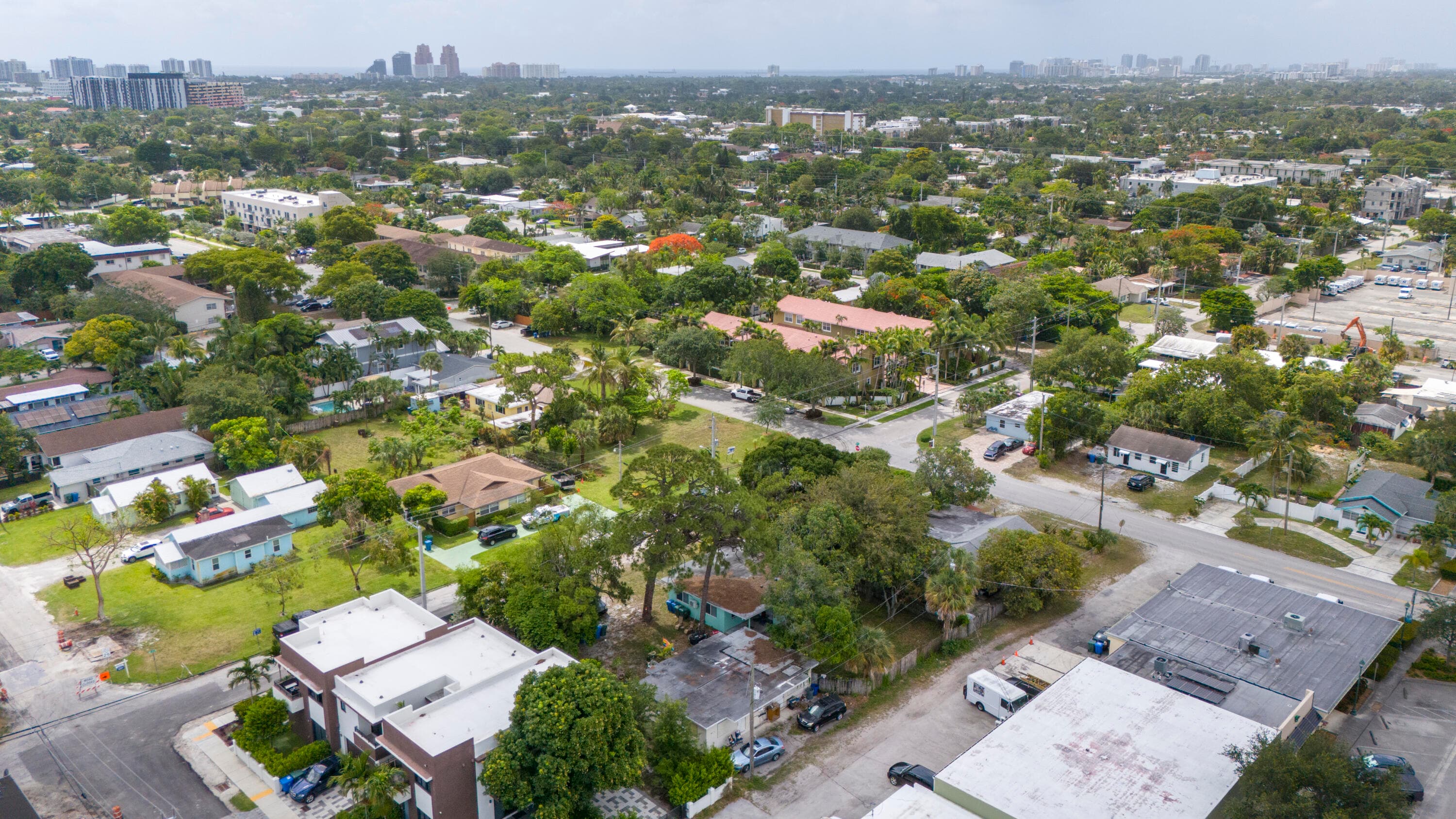 3467 NE 13th Avenue A+b, Oakland Park, FL 33334 — photo 9 of 26