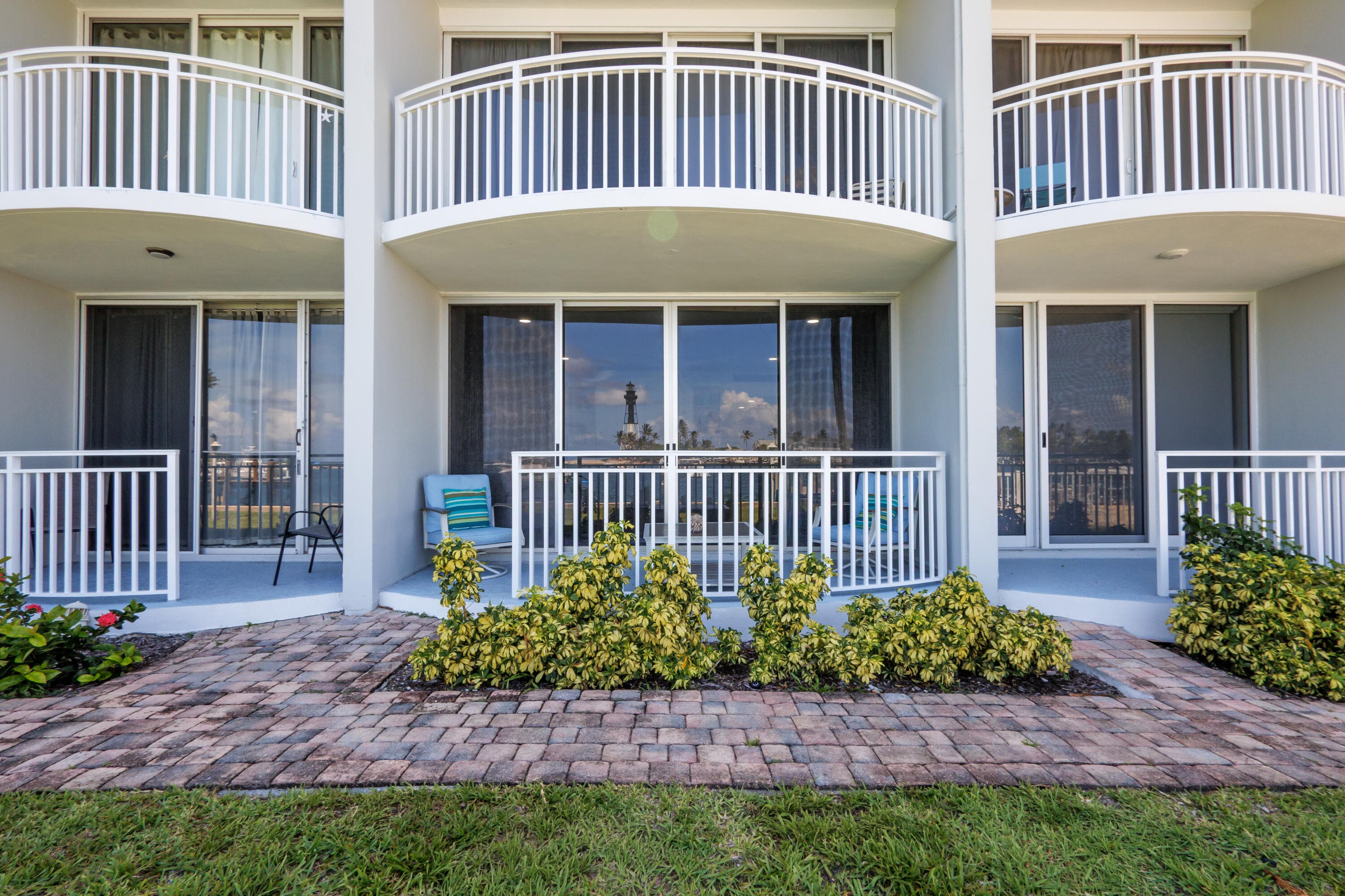 2508 Bay Drive Unit 105, Pompano Beach, FL 33062 — photo 18 of 30