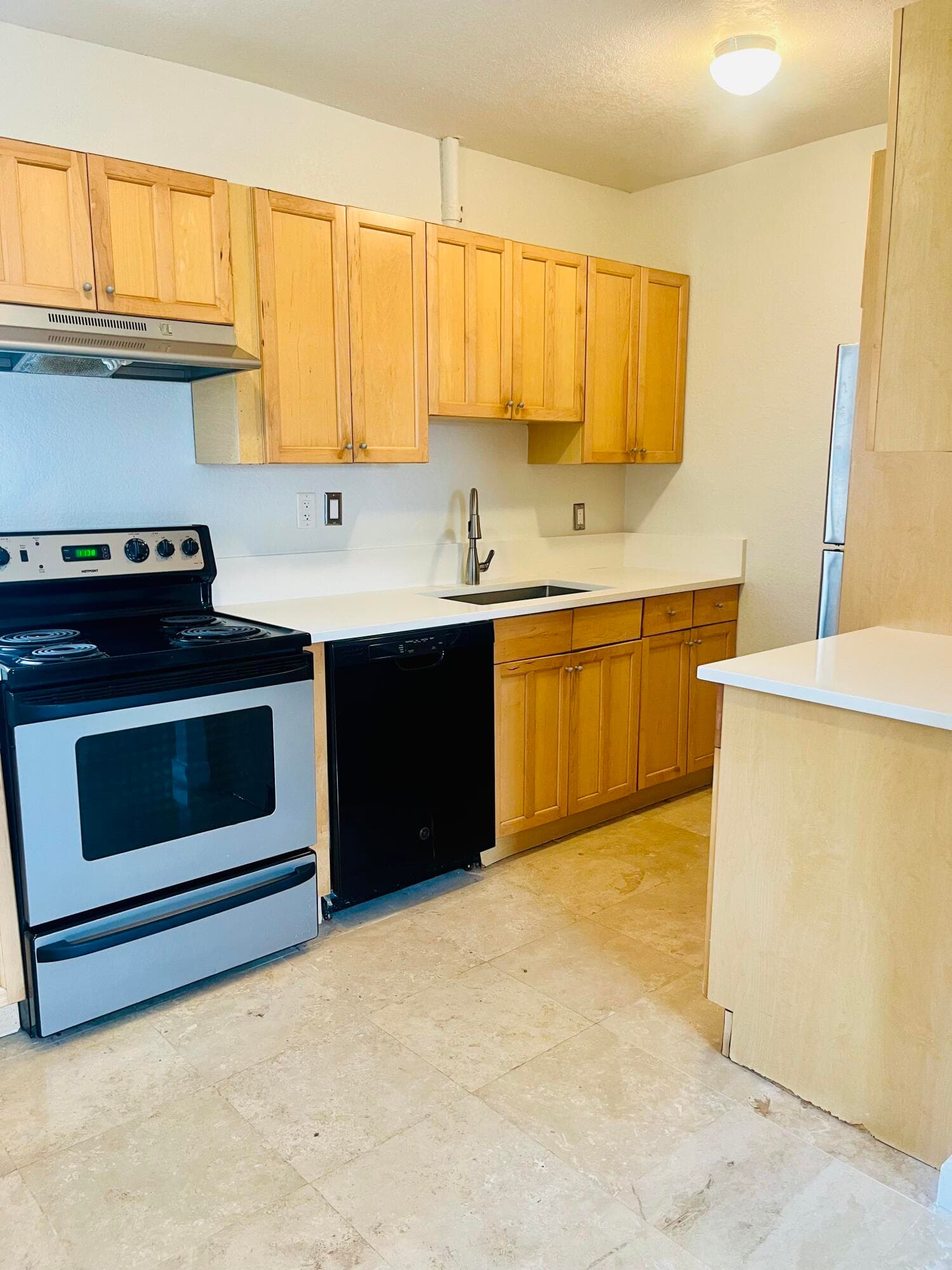 590 NW 40th Court, Oakland Park, FL 33309 — photo 9 of 14