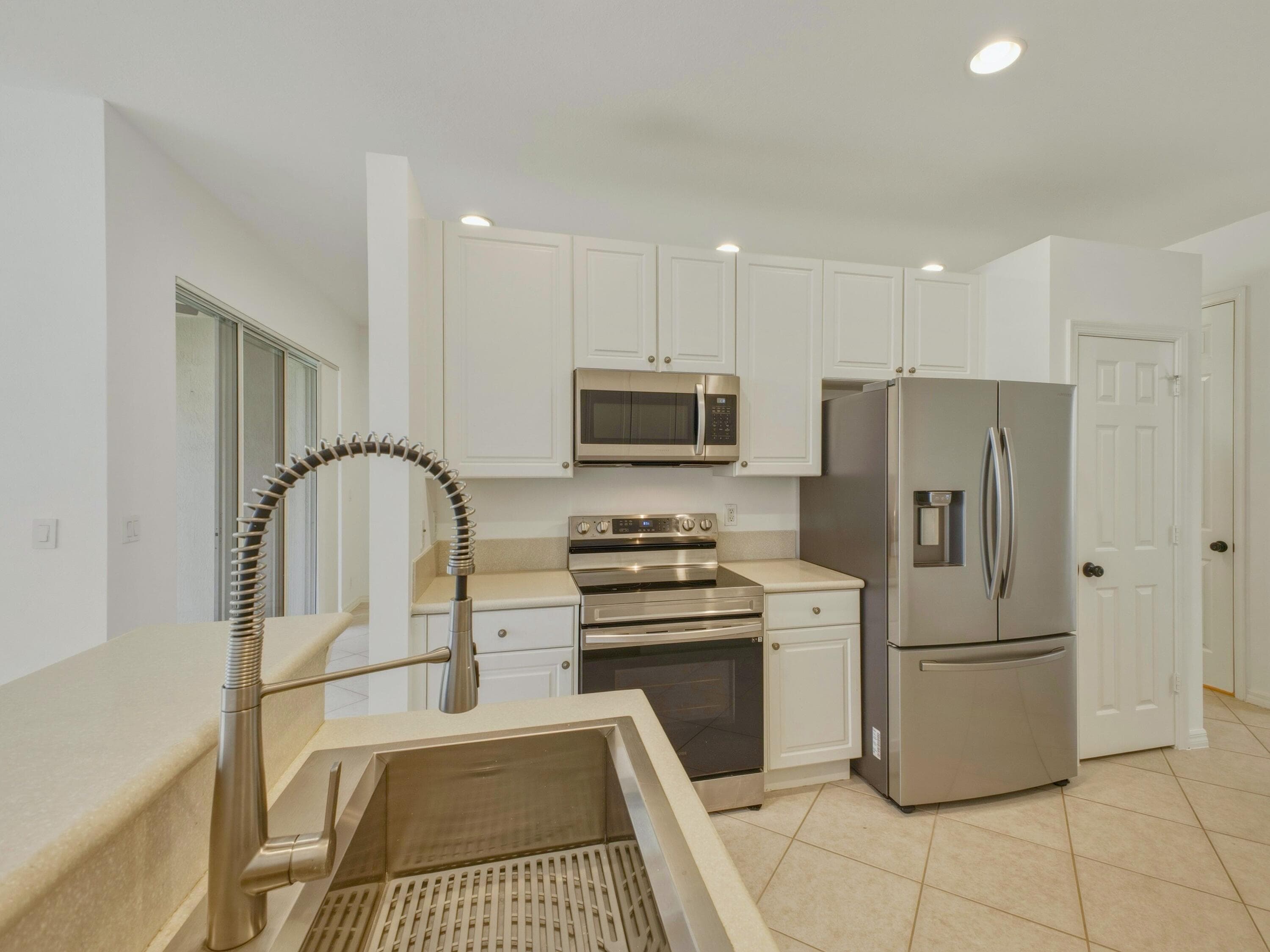 119 Lancaster Road, Boynton Beach, FL 33426 — photo 14 of 58