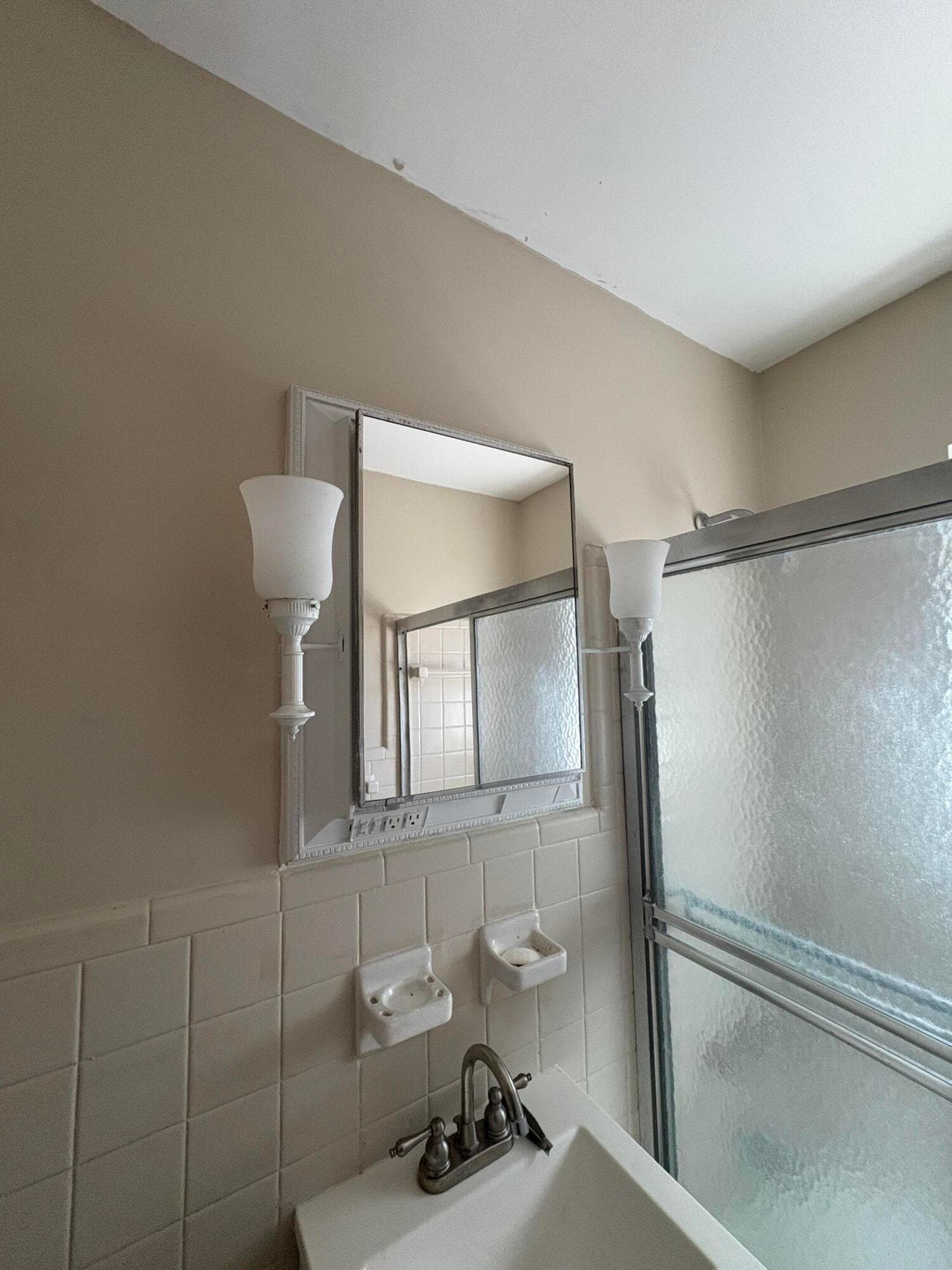 422 S Arnold Avenue, Lantana, FL 33462 — photo 8 of 16