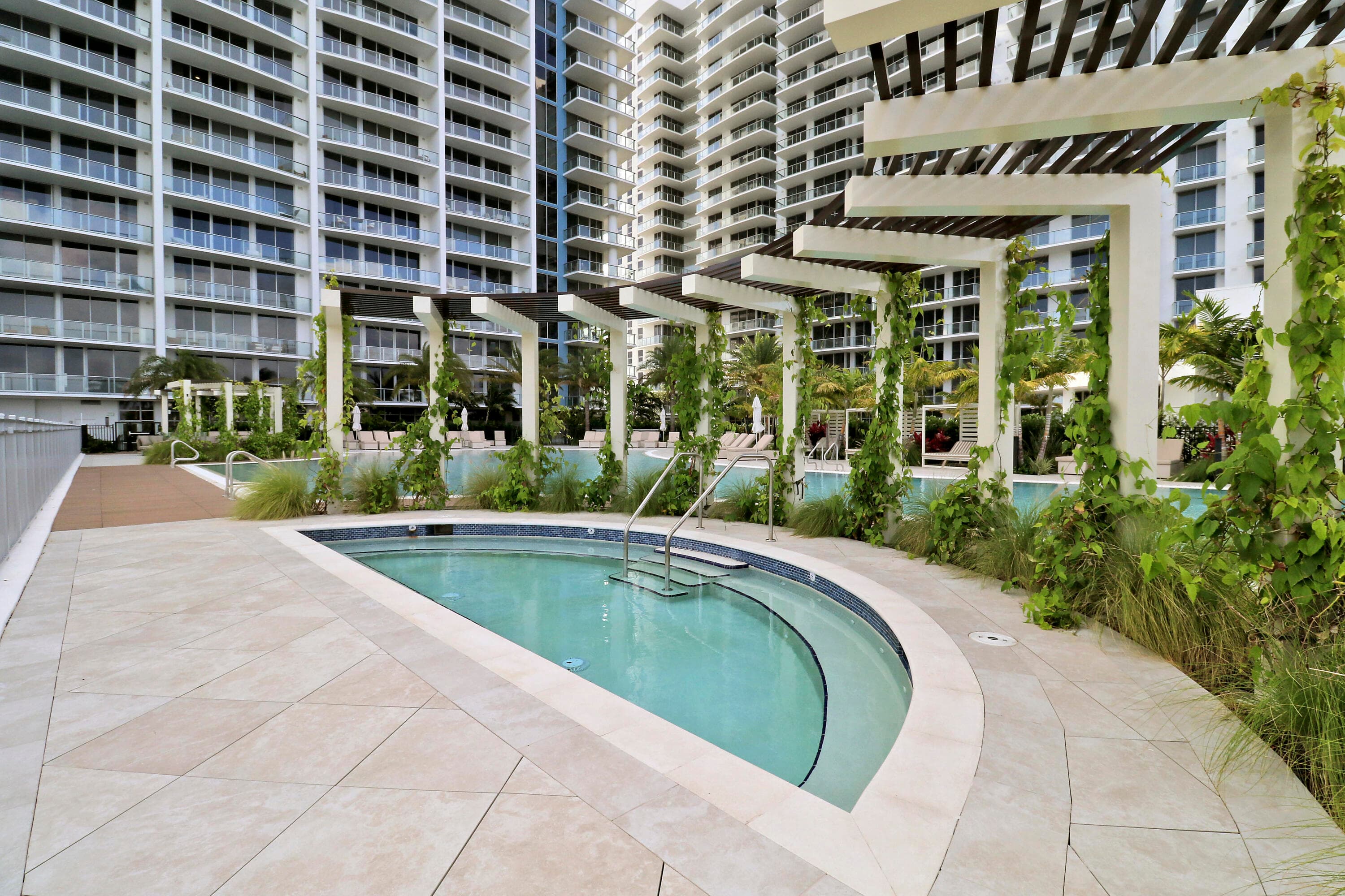 220 Lake Shore Drive 815, Lake Park, FL 33403 — photo 55 of 96