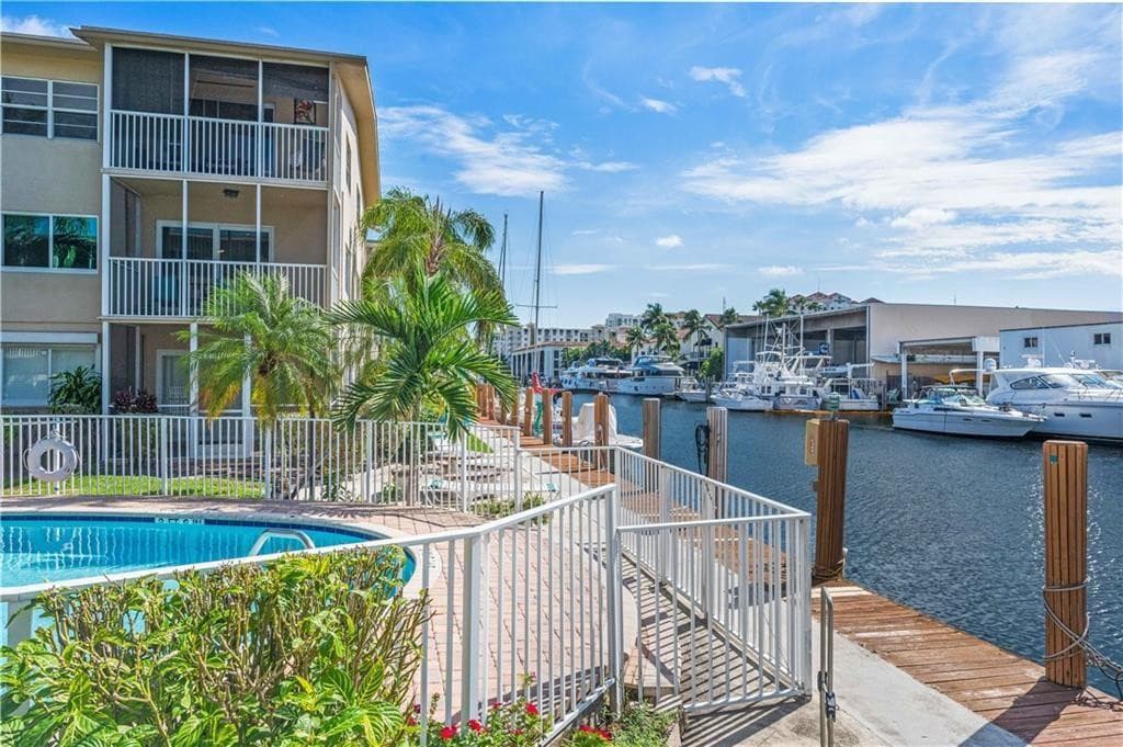 1510 SE 15th Street 106, Fort Lauderdale, FL 33316 — photo 3 of 18