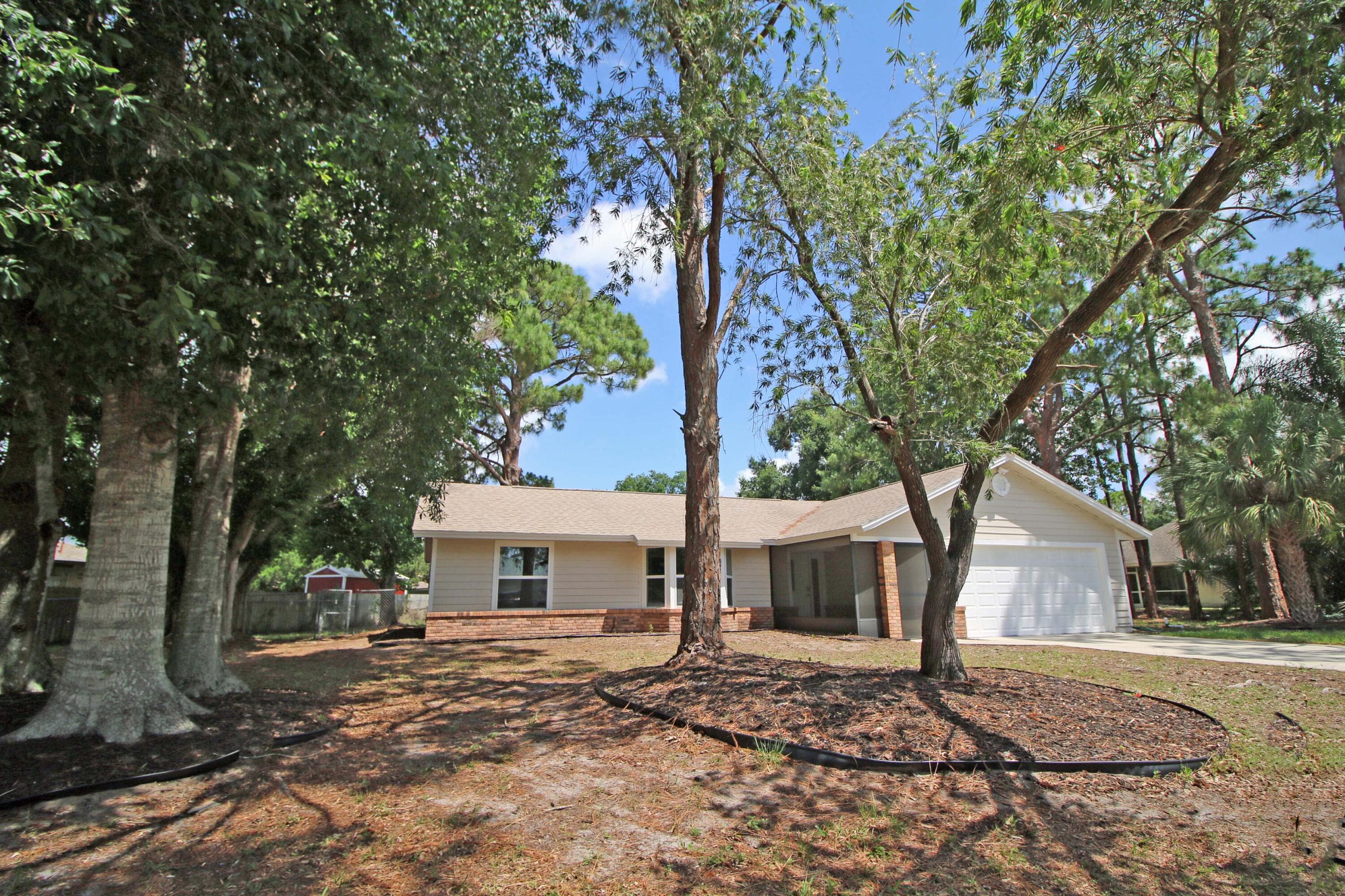 271 NE Naylor St Street, Palm Bay, FL 32907 — photo 3 of 45