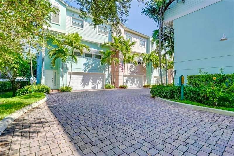 425 NE 1st Street, Pompano Beach, FL 33060 — photo 19 of 19