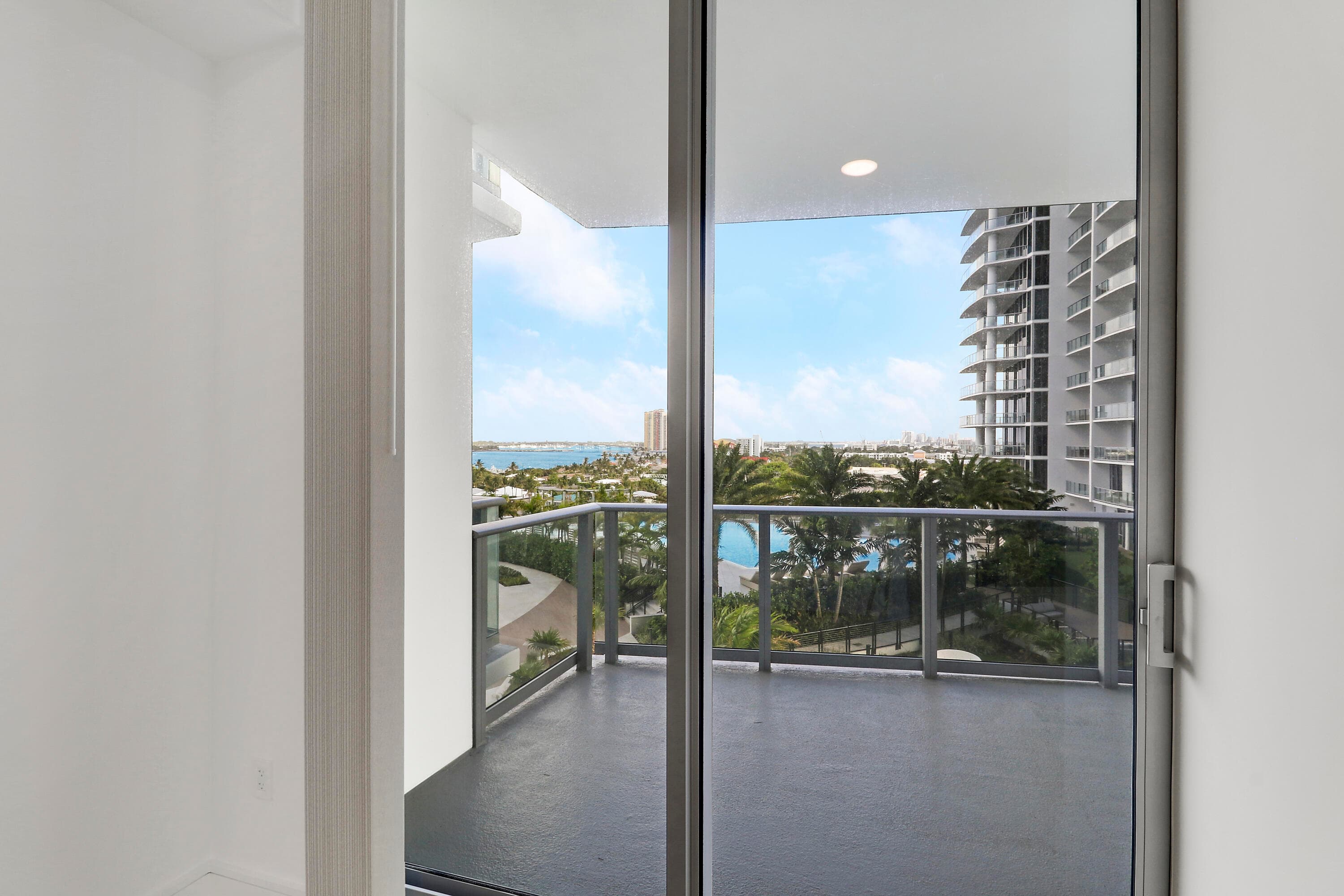 220 Lake Shore Drive 815, Lake Park, FL 33403 — photo 40 of 96