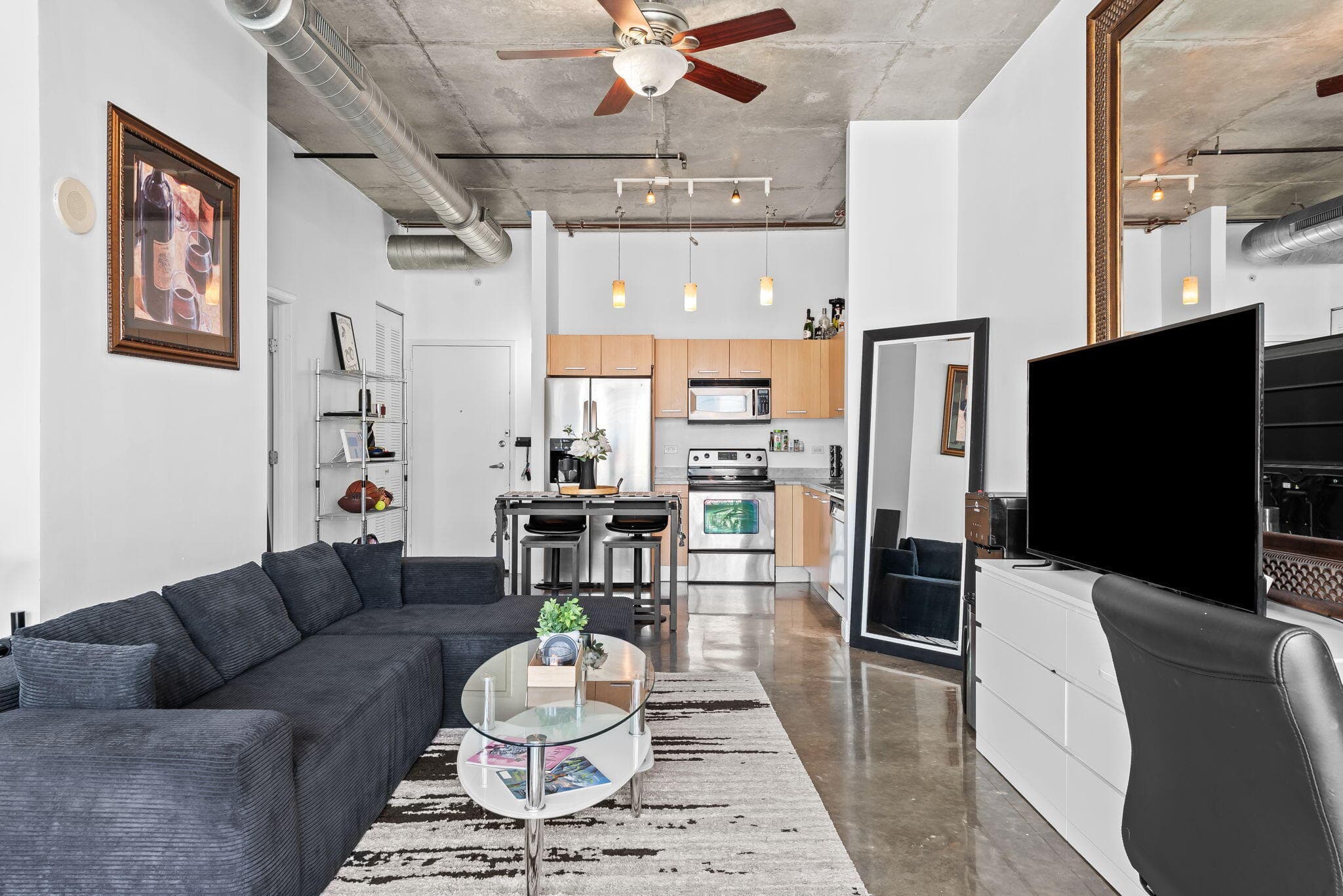 313 NE 2nd Street 902, Fort Lauderdale, FL 33301 — photo 9 of 17