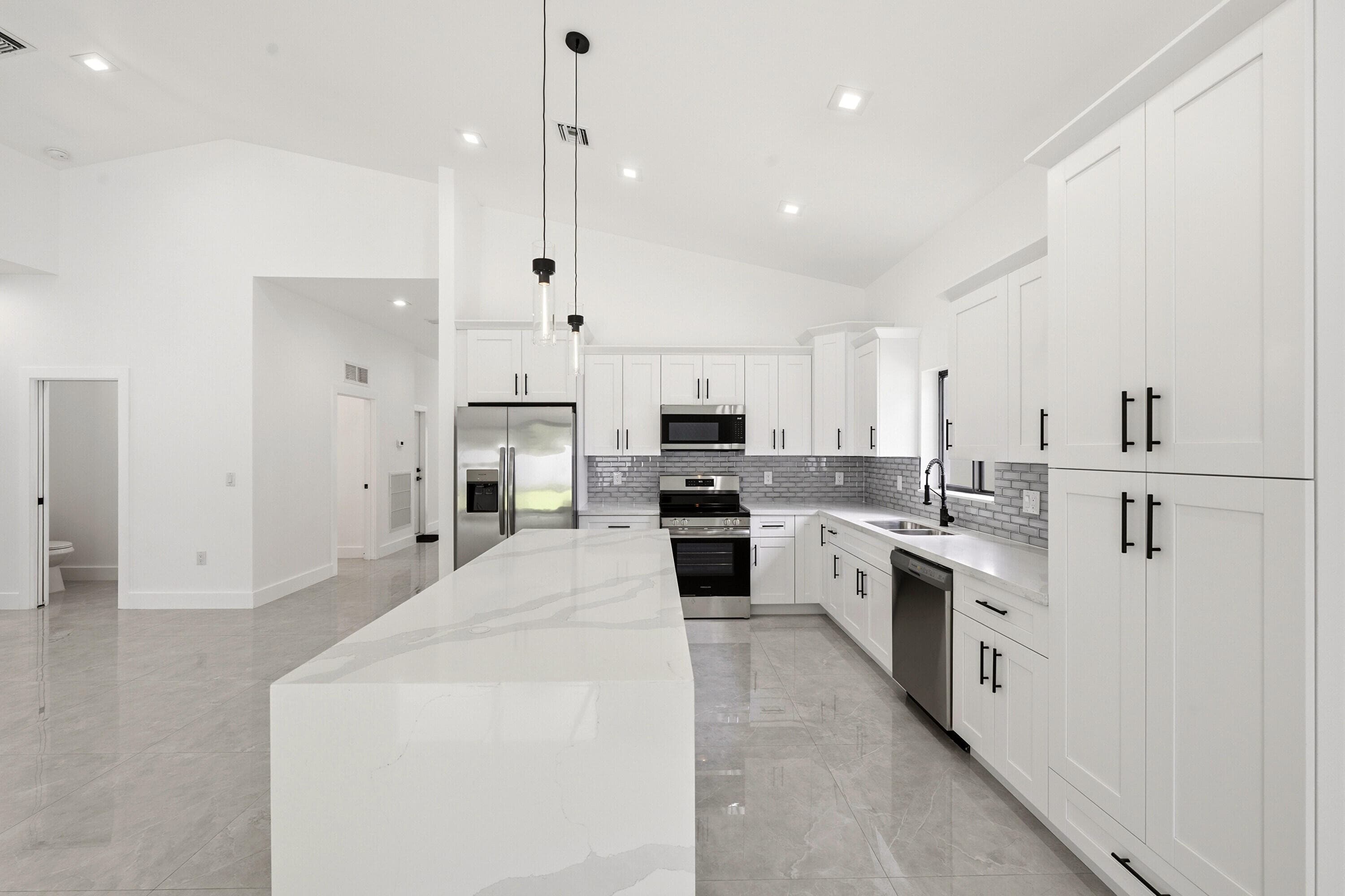 4530 NW 36th Court, Fort Lauderdale, FL 33319 — photo 13 of 39
