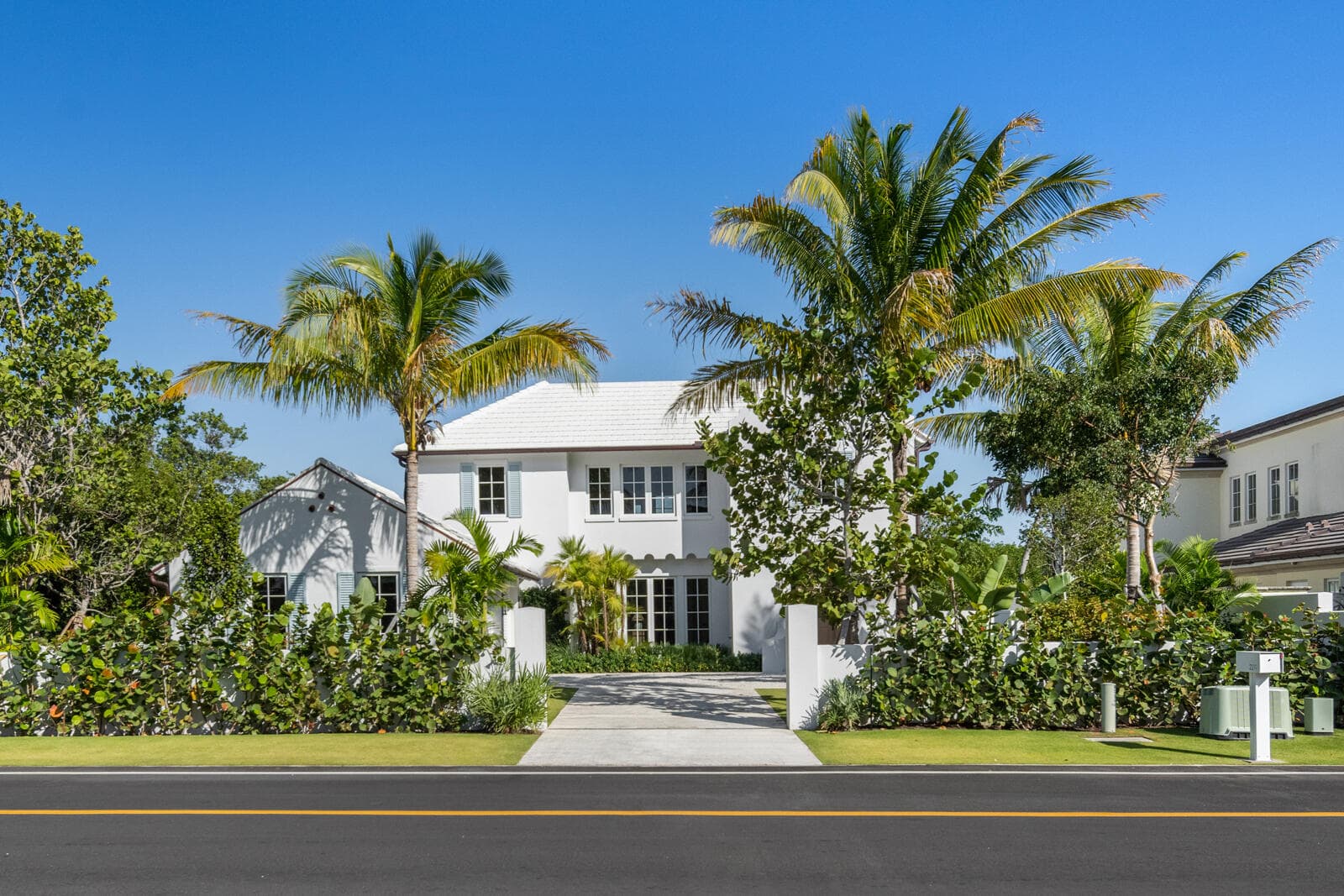 2219 Ibis Isle Road E, Palm Beach, FL 33480 — photo 2 of 67
