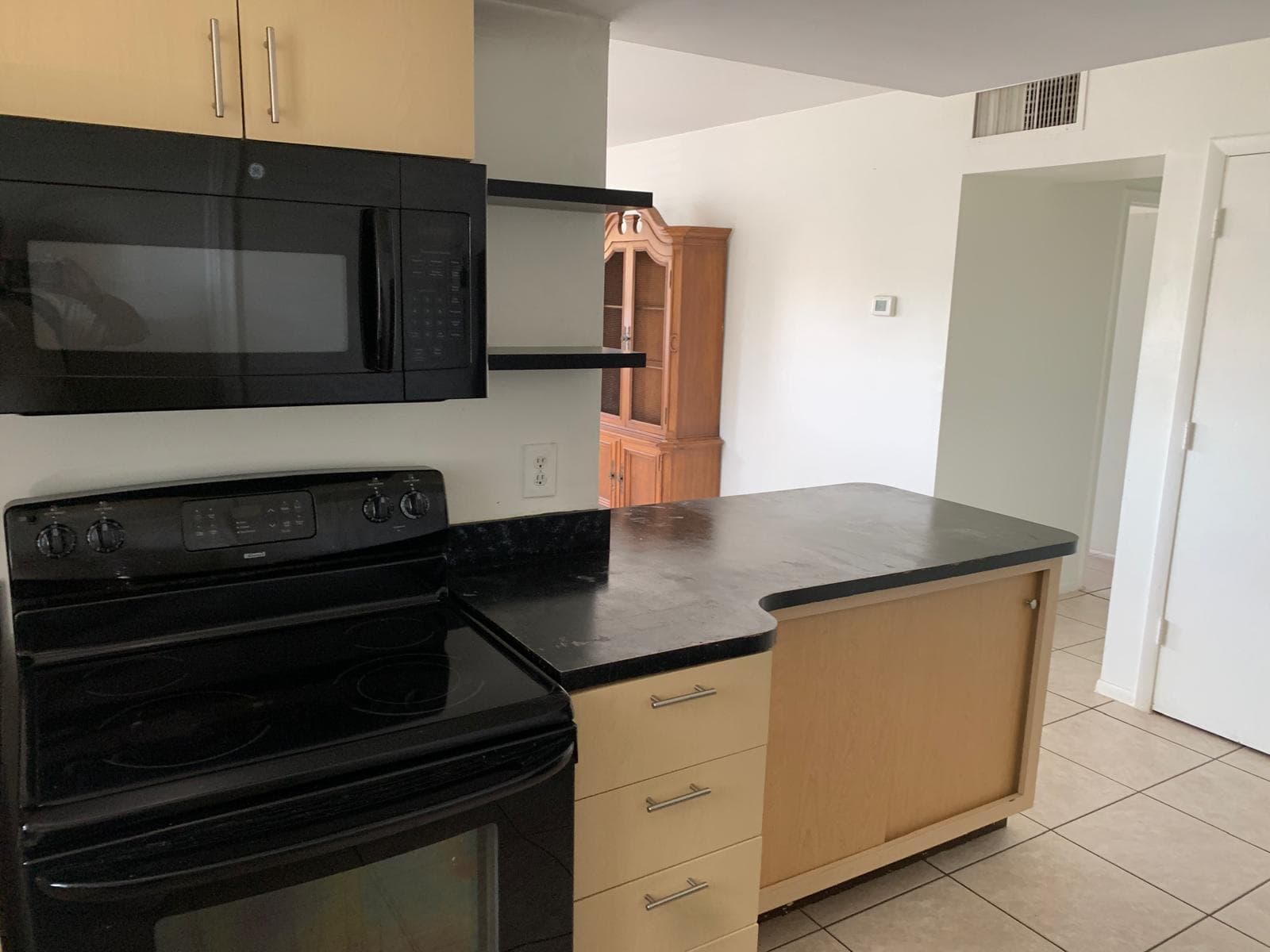 2624 NE 32nd Street 104, Fort Lauderdale, FL 33306 — photo 2 of 19