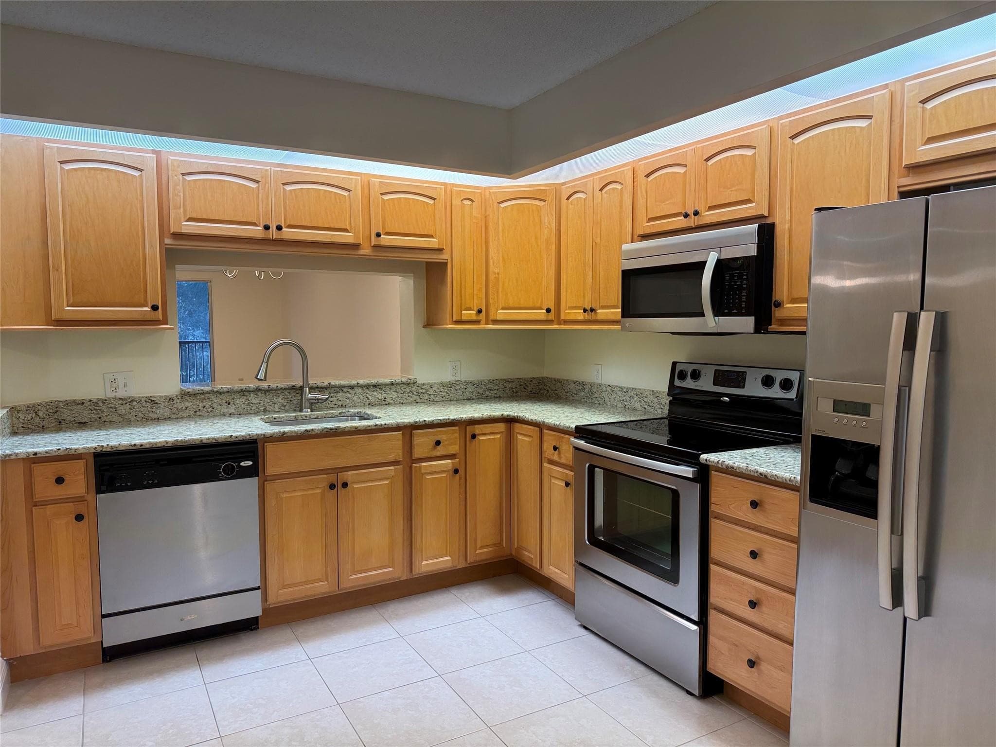 900 SW 142nd Avenue 202l, Pembroke Pines, FL 33027 — photo 8 of 51