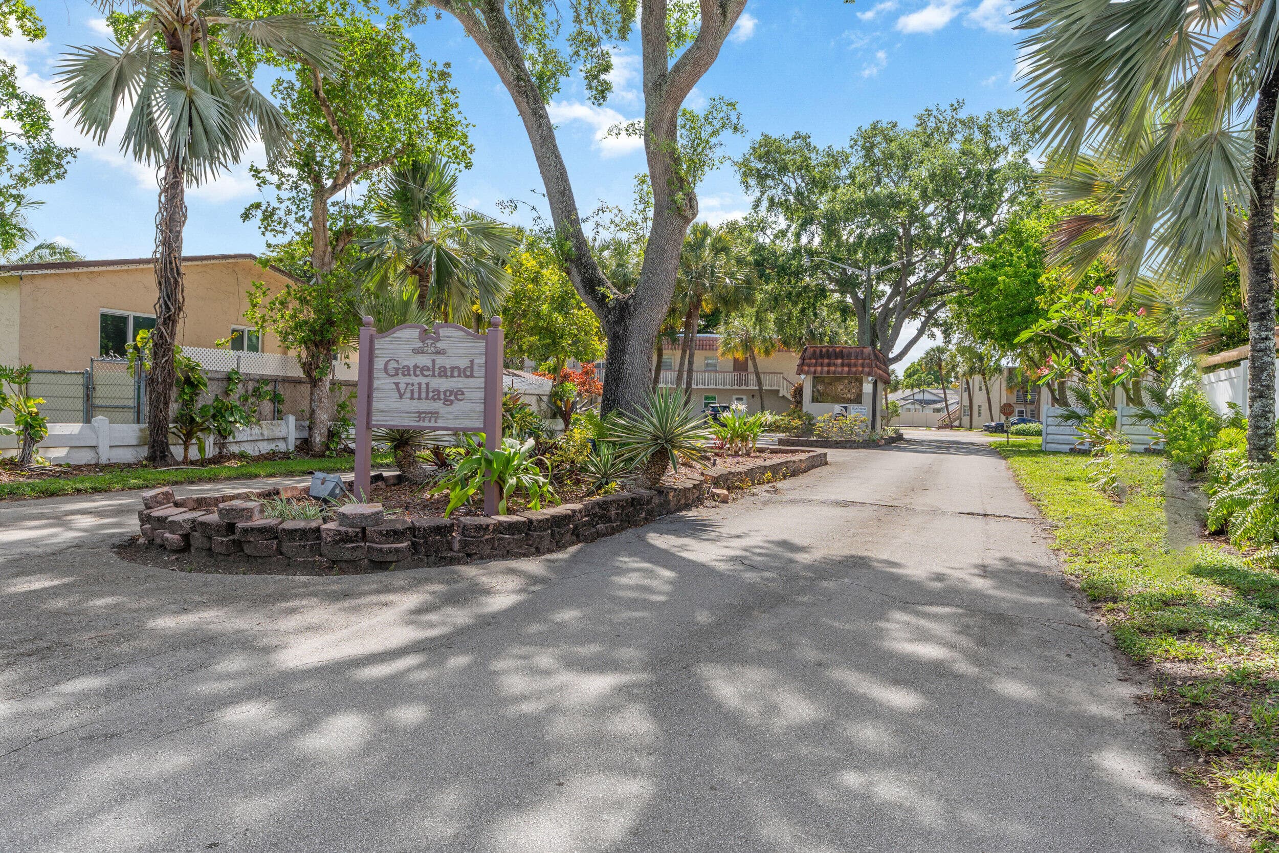 3777 NW 78th Avenue 1b, Davie, FL 33024 — photo 4 of 23