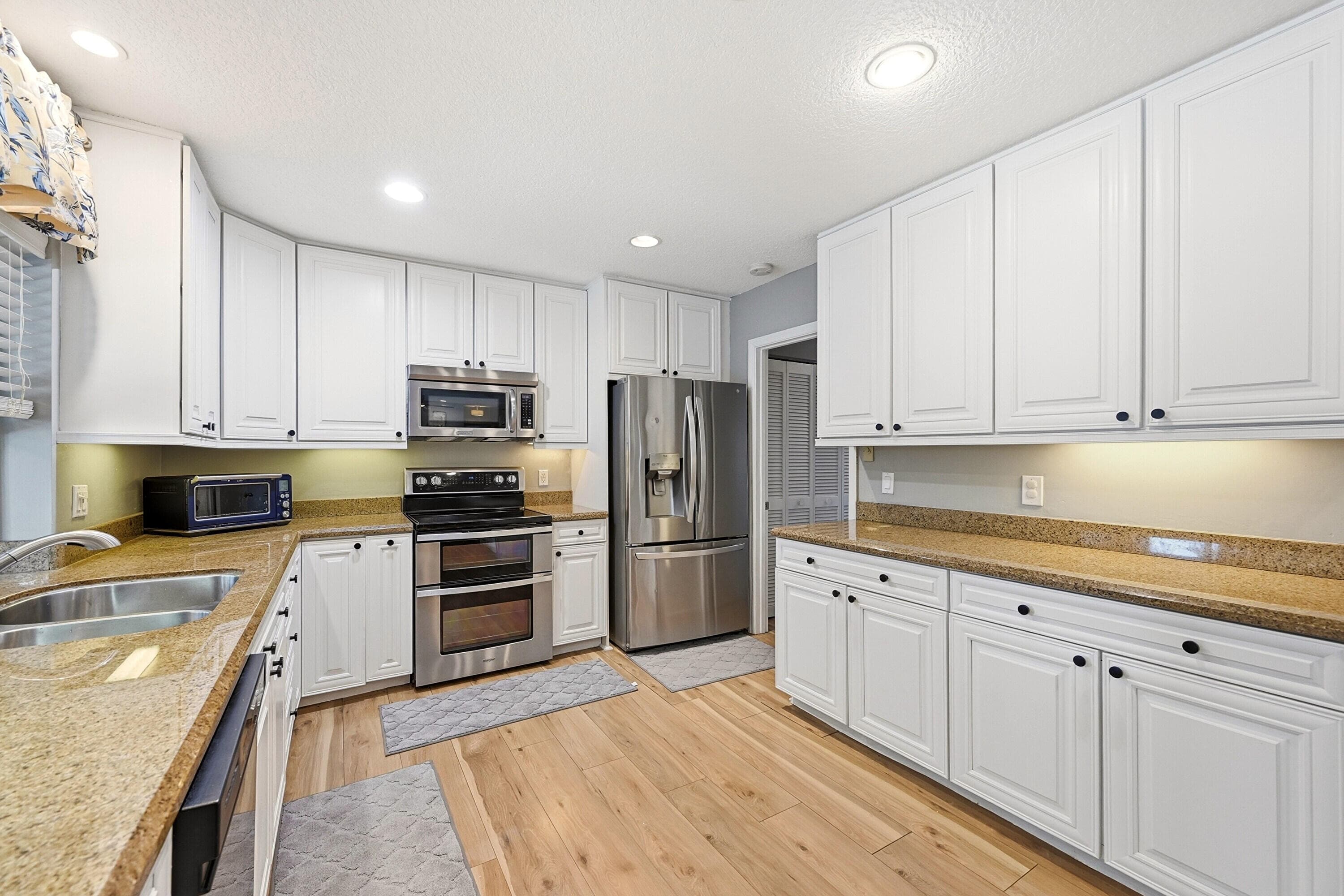 9922 NW 19th Street, Coral Springs, FL 33071 — photo 17 of 66