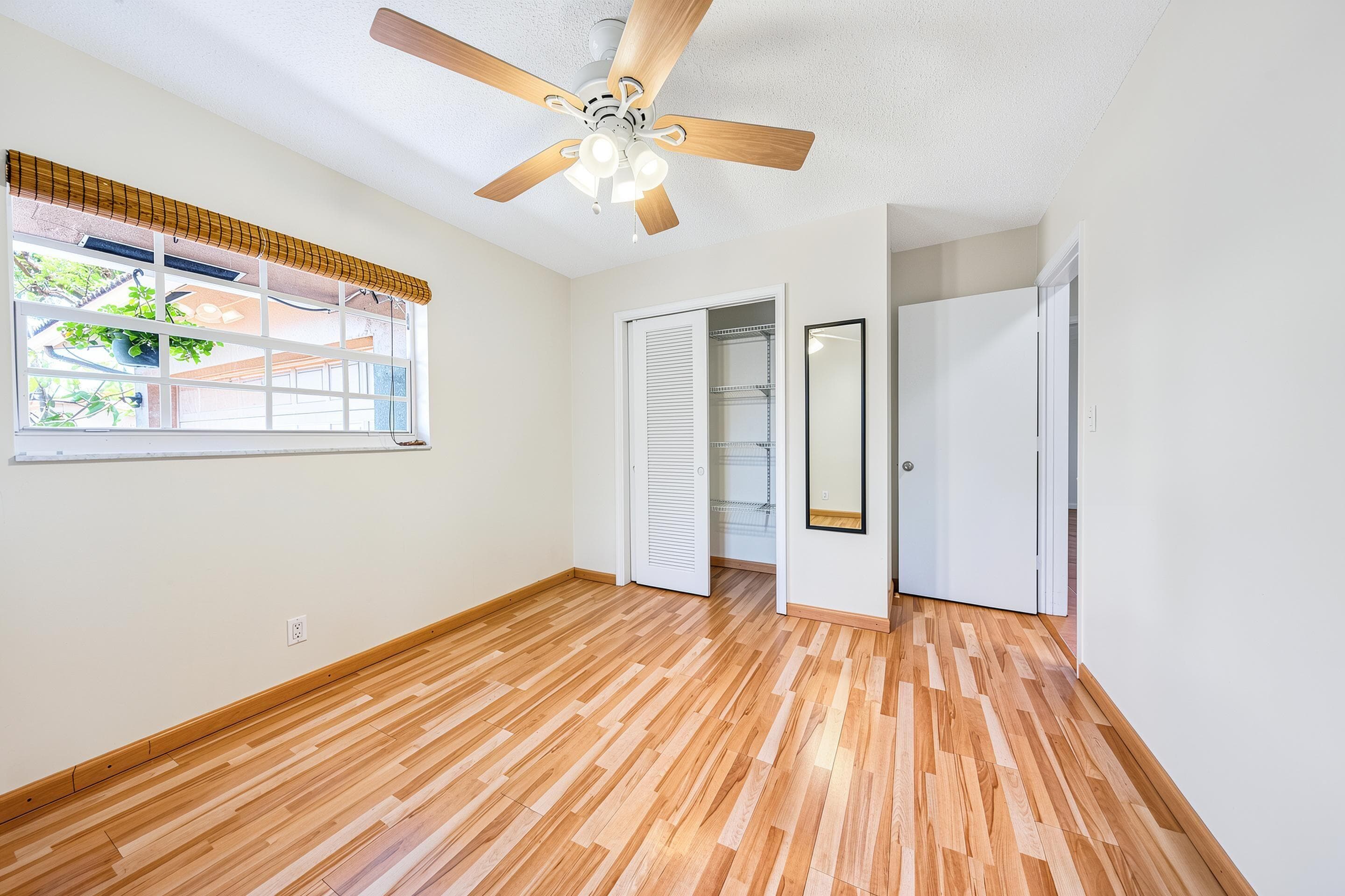 1540 NE 40th Street, Oakland Park, FL 33334 — photo 27 of 48