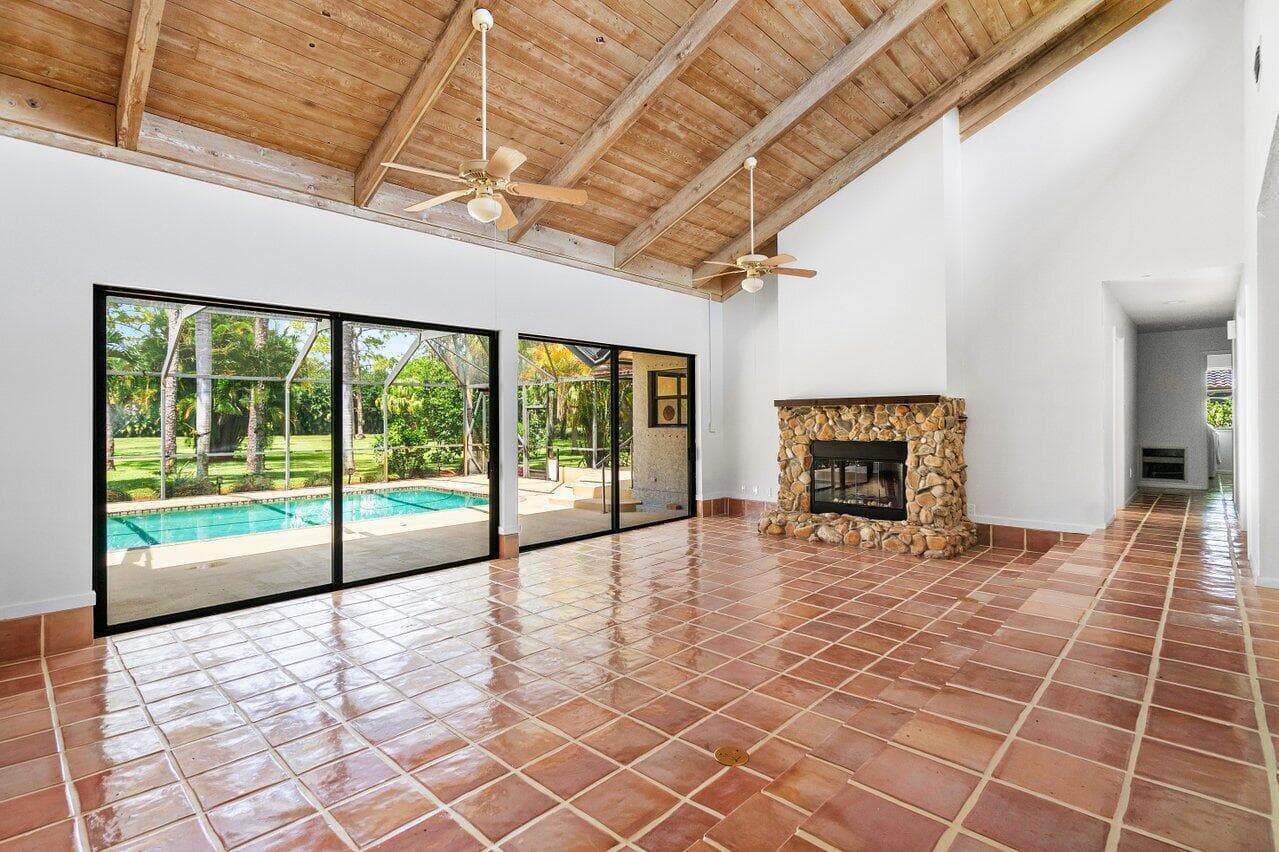 9405 Dundee Drive, Lake Worth, FL 33467 — photo 10 of 41