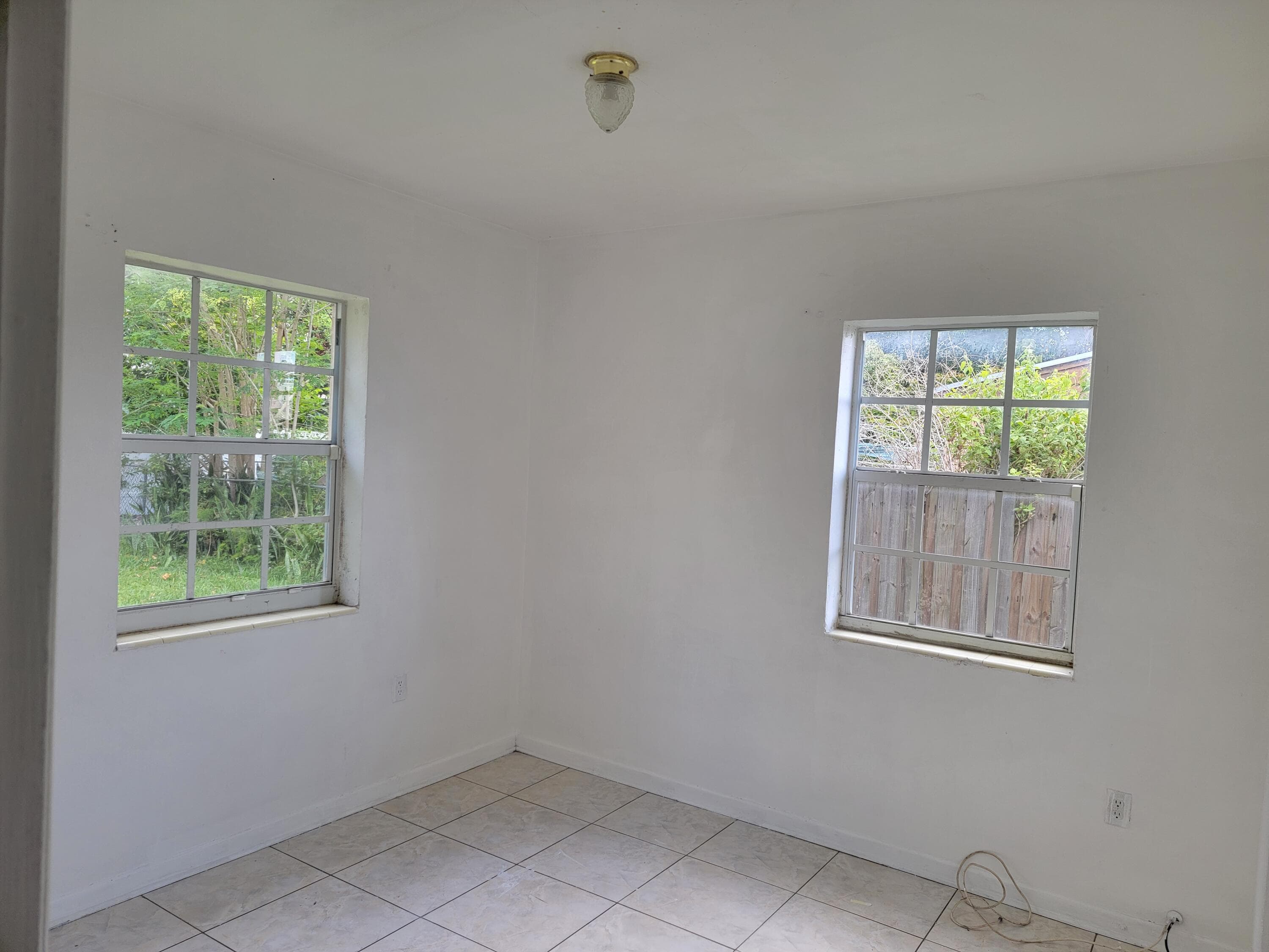 275 NW 187th Street, Miami Gardens, FL 33169 — photo 4 of 8