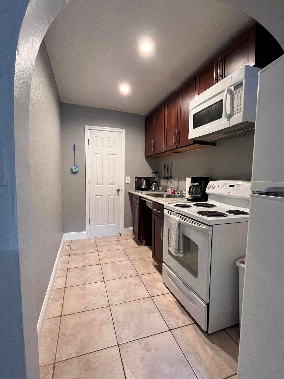118 SW 12th Avenue, Delray Beach, FL 33444 — photo 17 of 20