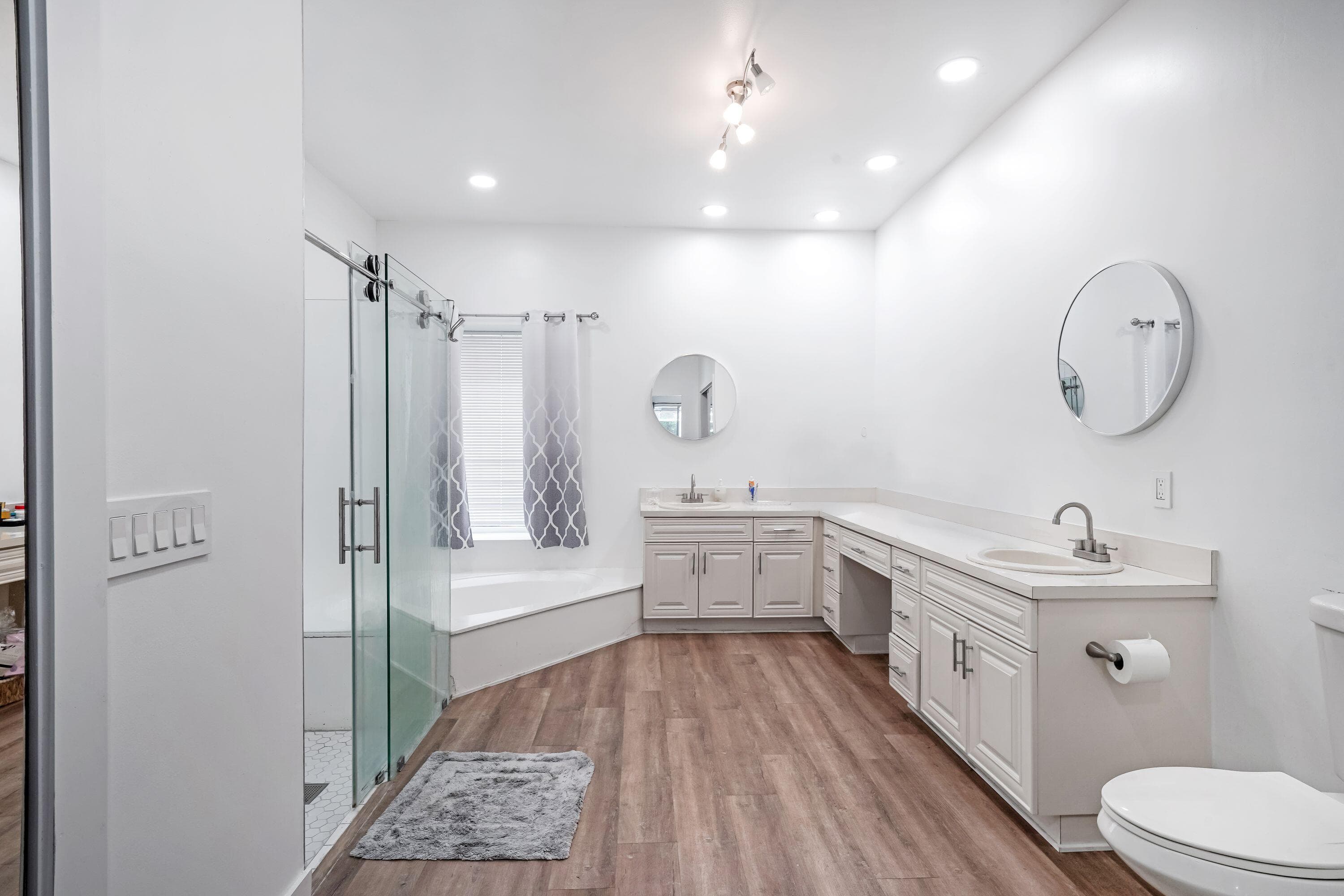 12499 Classic Drive, Coral Springs, FL 33071 — photo 35 of 49