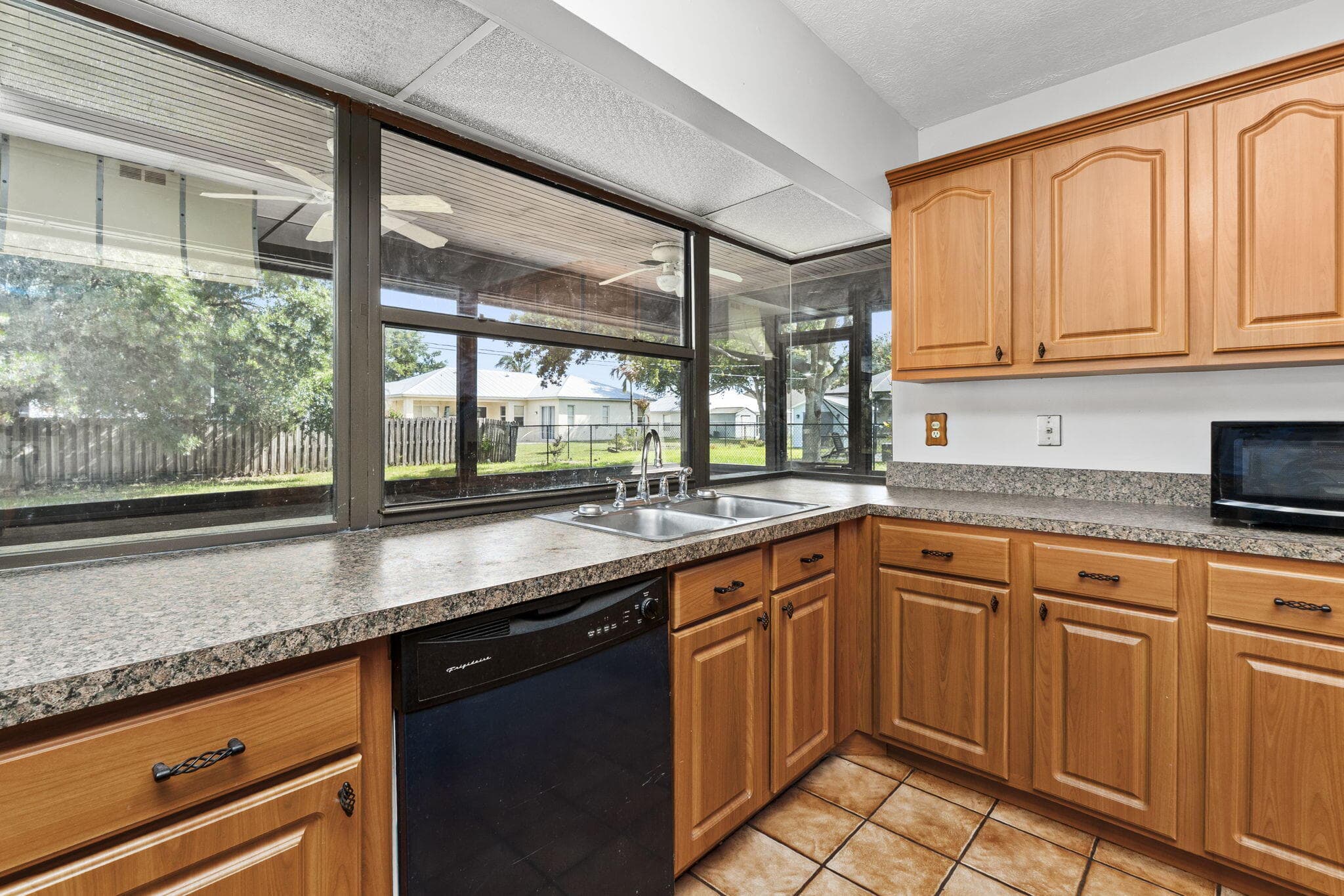 2549 SE Alfonso Avenue, Port St. Lucie, FL 34952 — photo 17 of 22