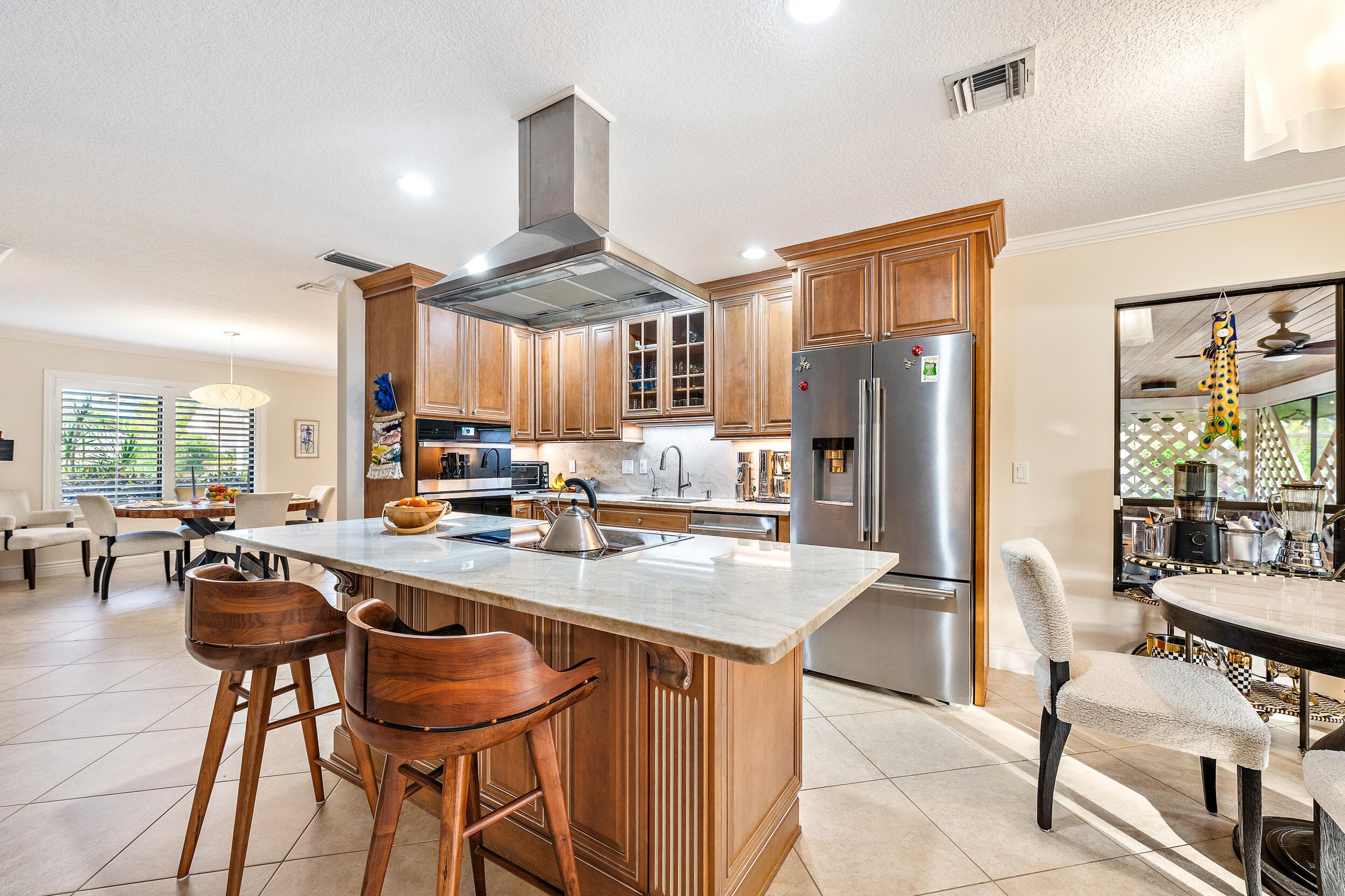 28 Marlwood Lane, Palm Beach Gardens, FL 33418 — photo 13 of 34