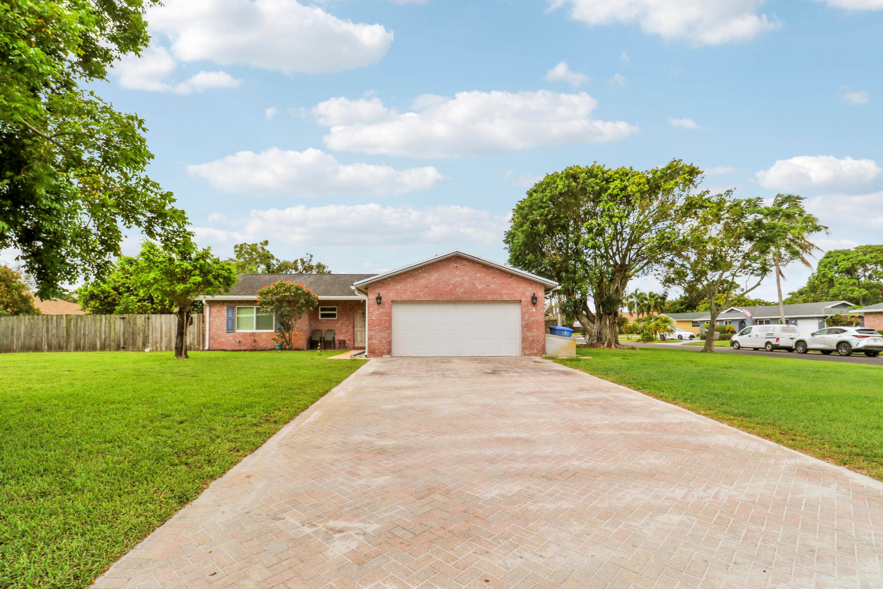 98 Pintail Court, Royal Palm Beach, FL 33411 — photo
