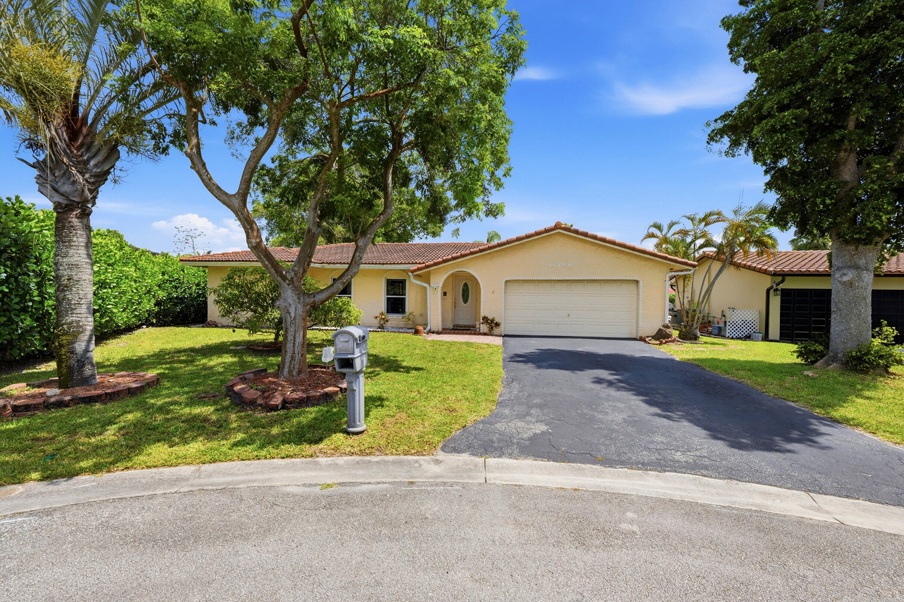 11748 NW 28th Street, Coral Springs, FL 33065 — photo 4 of 51