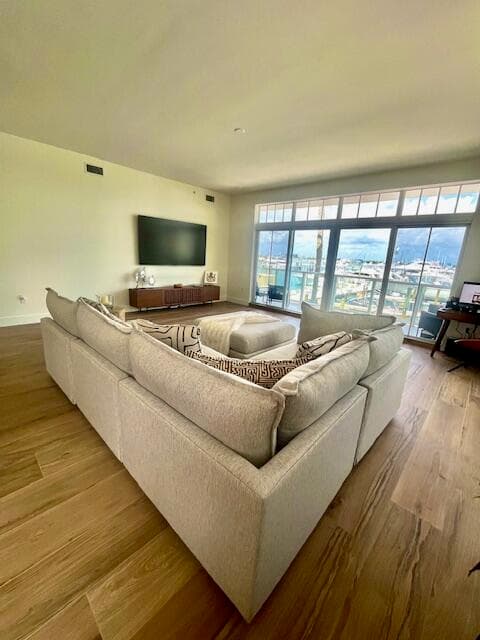 184 Lake Drive 3102, Palm Beach Shores, FL 33404 — photo 10 of 29