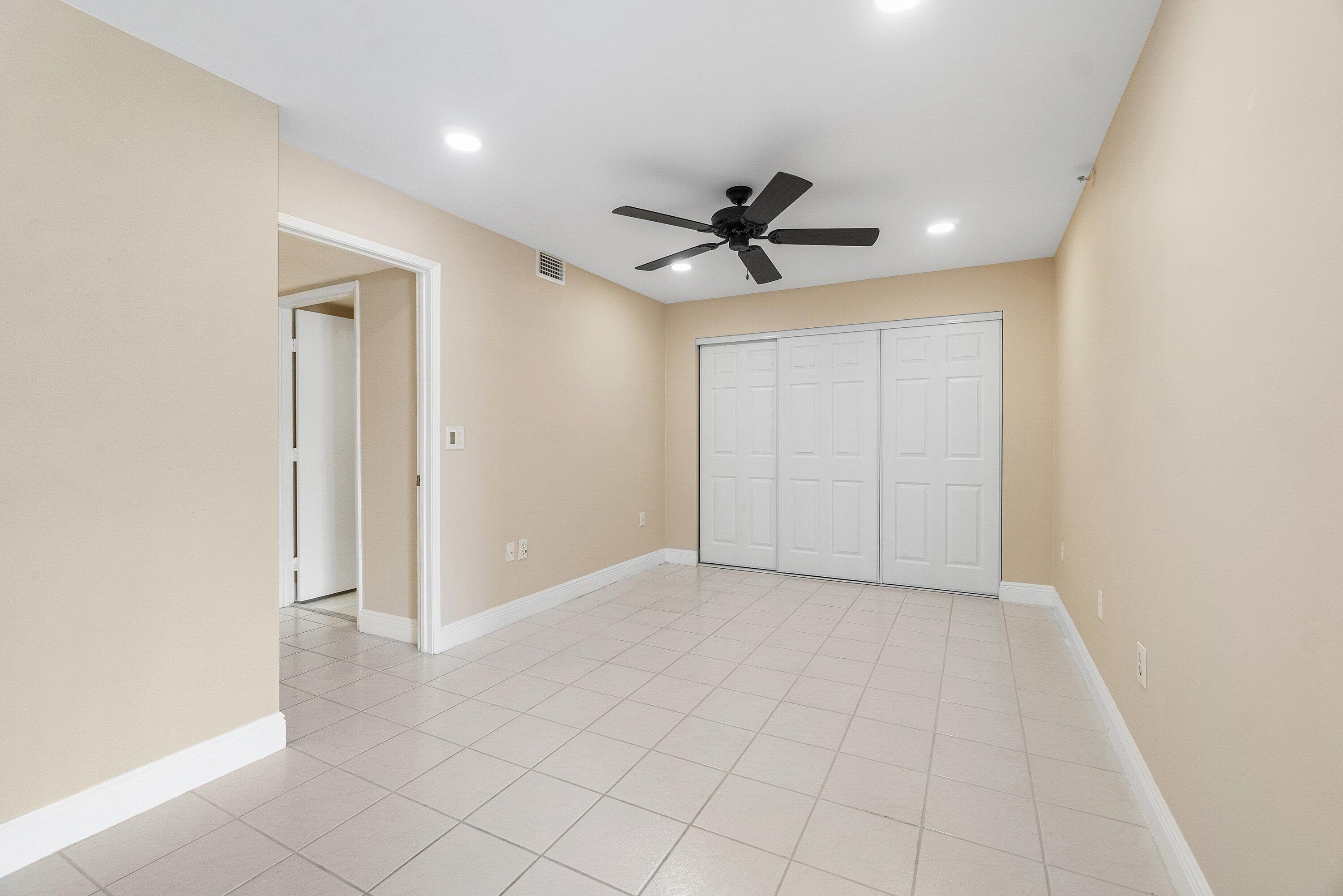 14096 Huntington Pointe Drive 106, Delray Beach, FL 33484 — photo 27 of 47