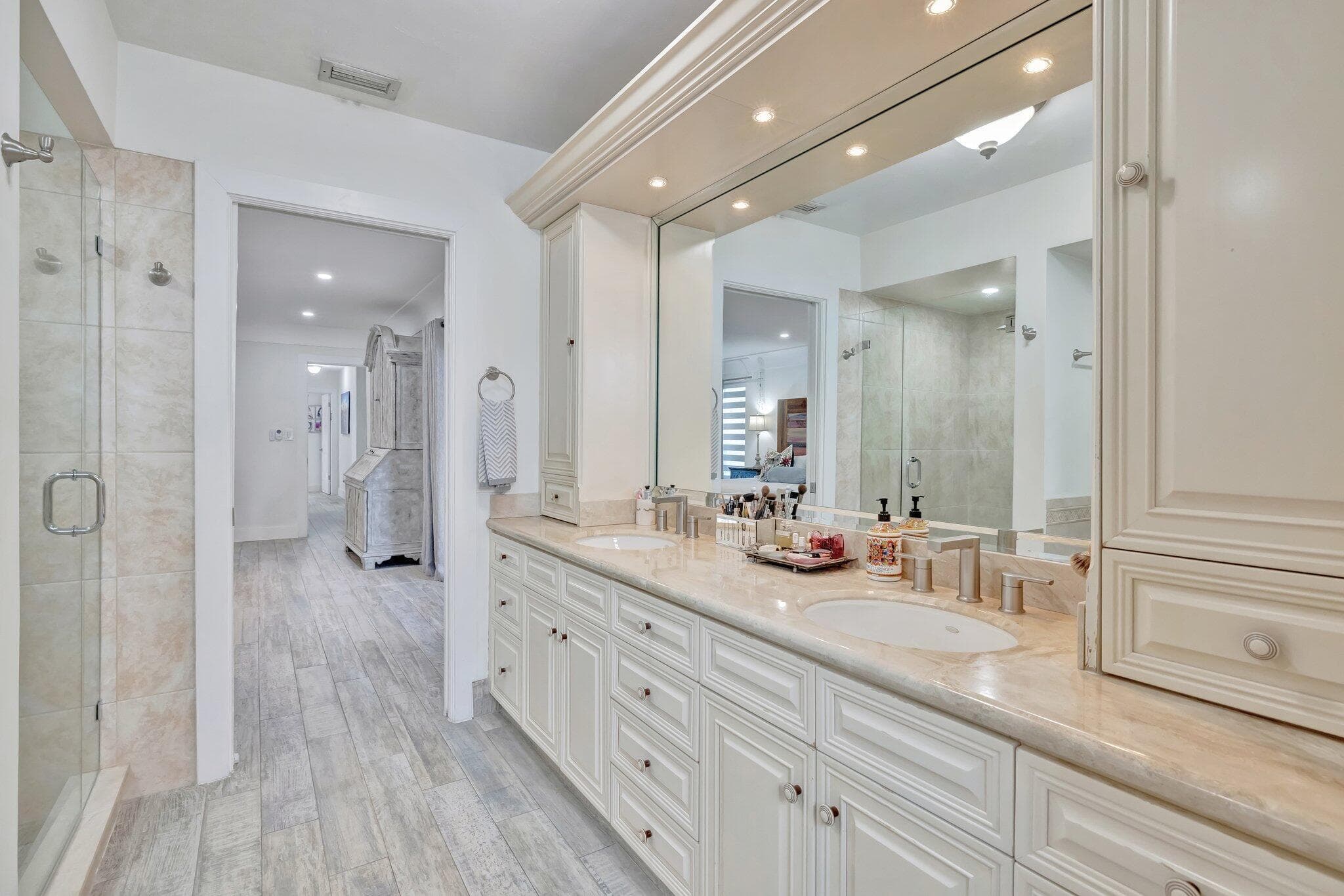 9010 S Lake Dasha Drive, Plantation, FL 33324 — photo 43 of 74