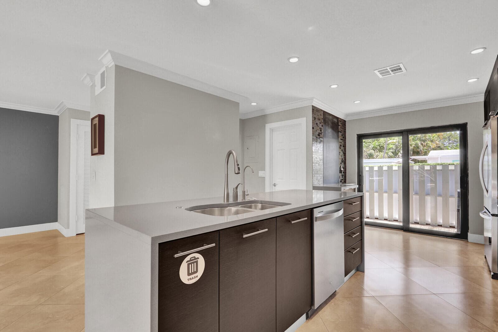 611 NE 12th Terrace 1, Boynton Beach, FL 33435 — photo 14 of 53