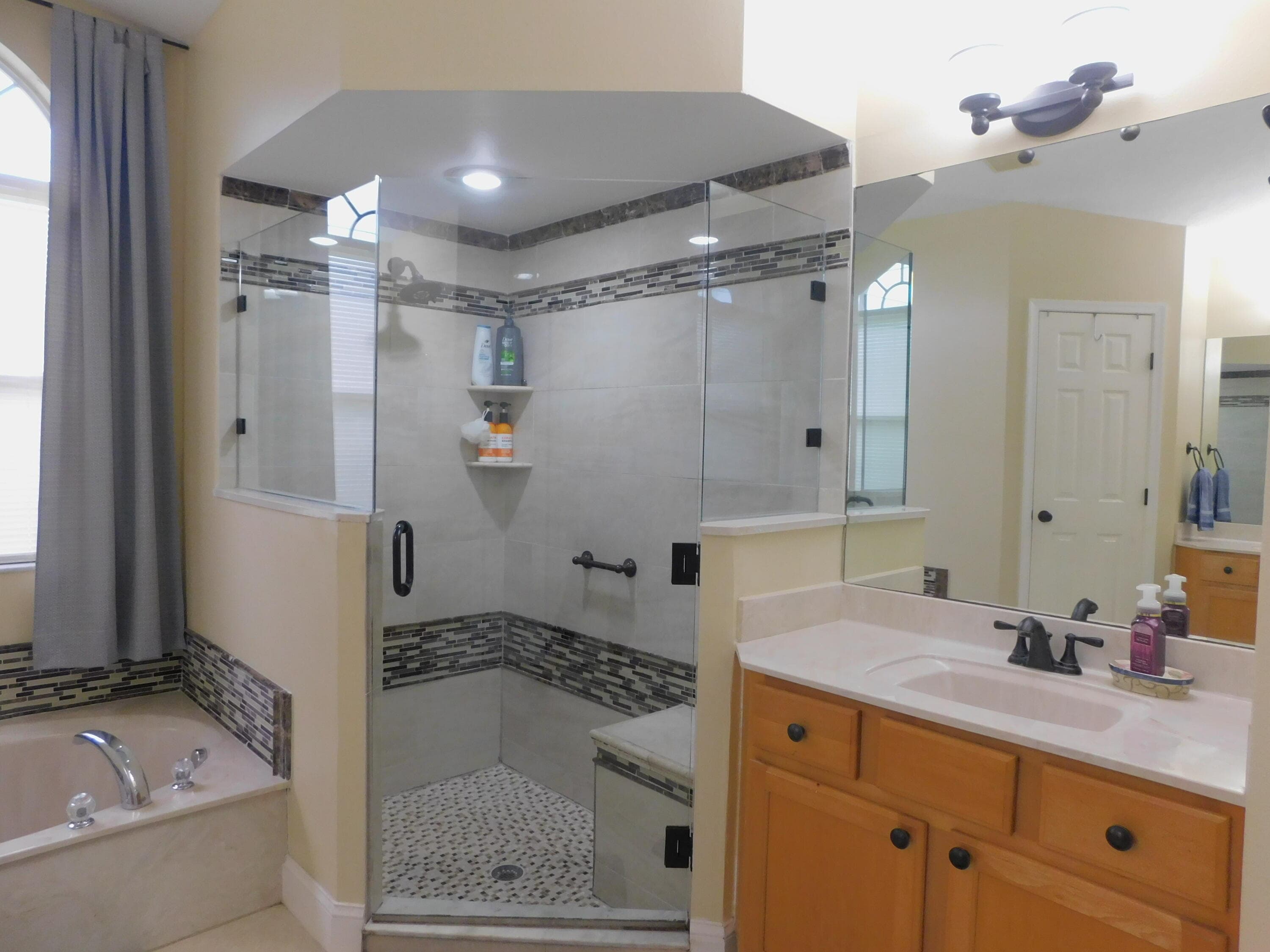 2409 SW Washington Street, Port St. Lucie, FL 34953 — photo 11 of 38